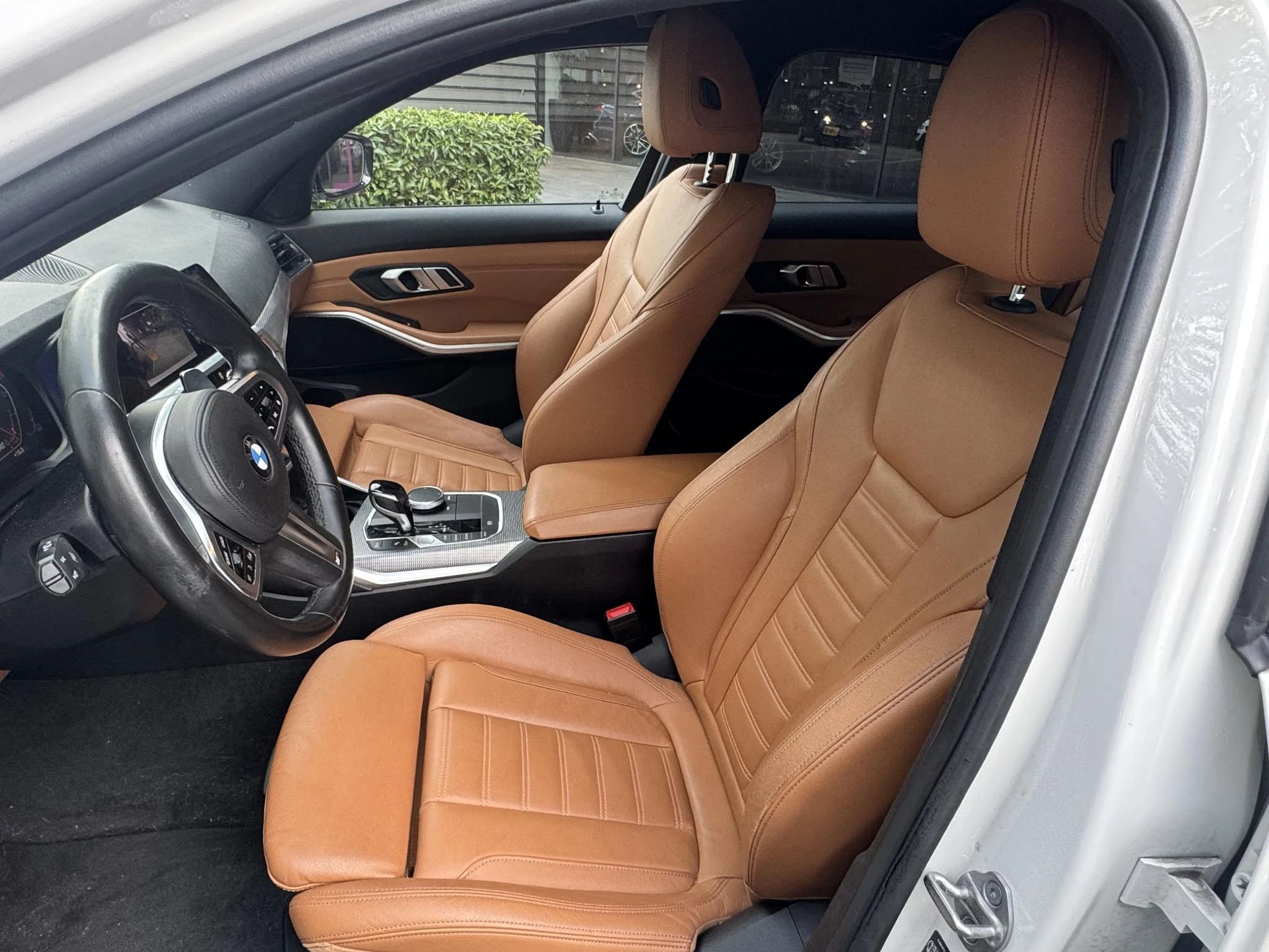BMW-3 Serie-image-5