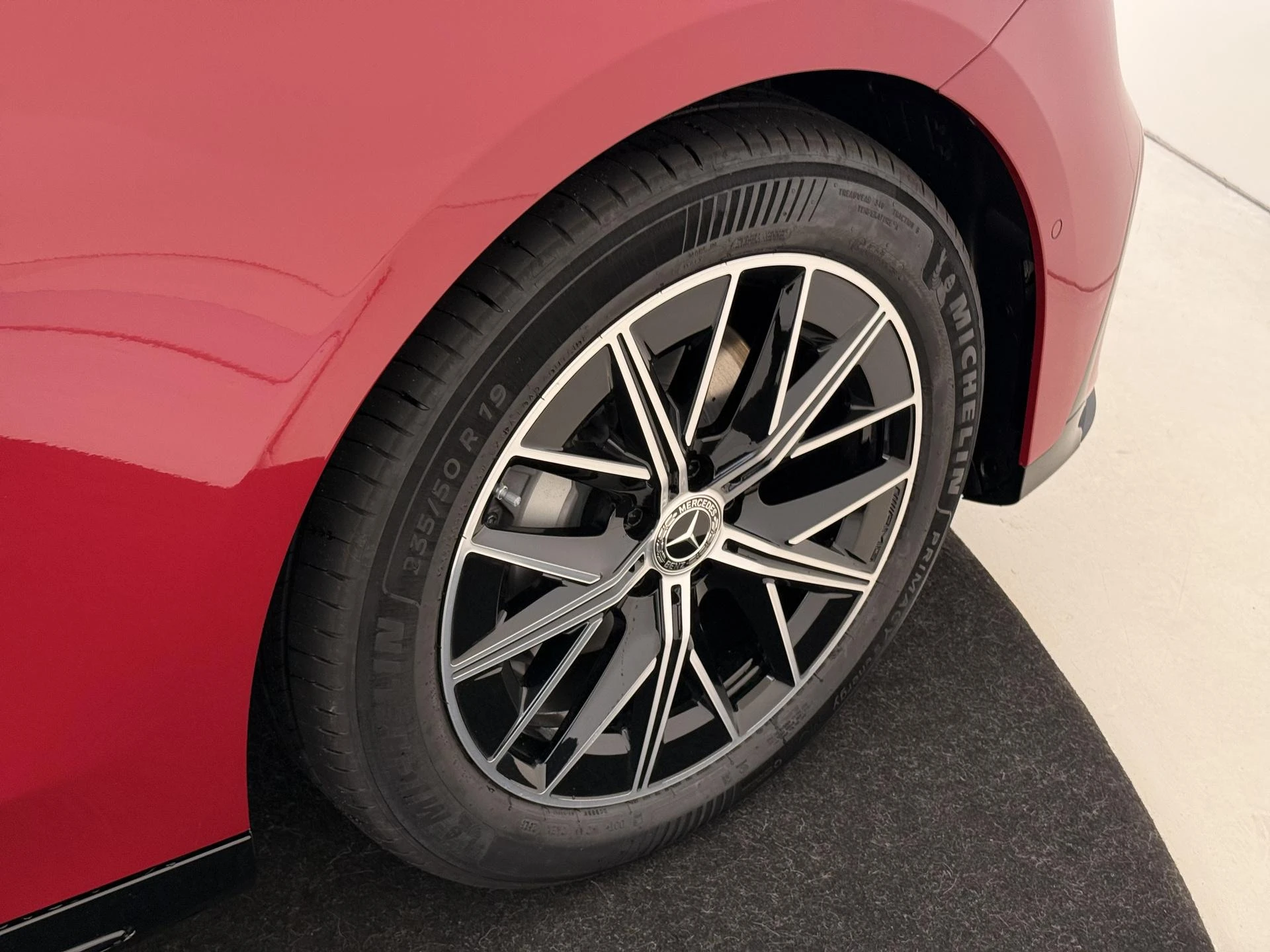 Mercedes-Benz-C-Klasse-image-31