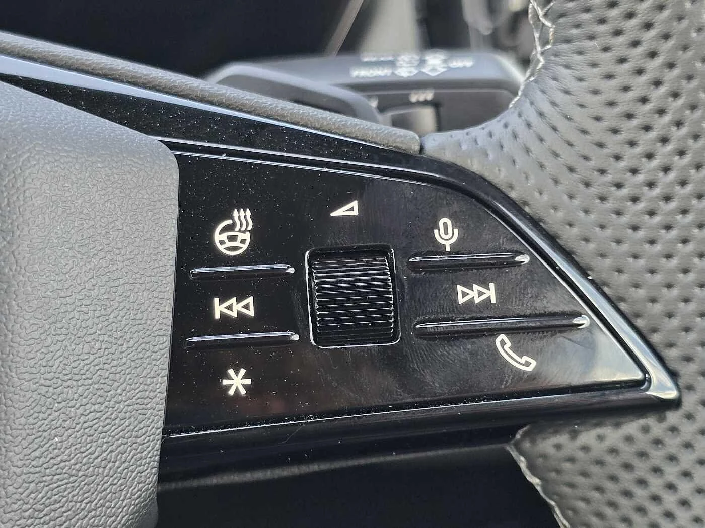 Audi-Q4 e-tron-image-34