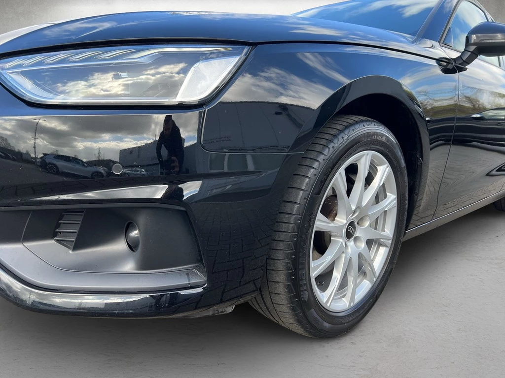 Audi A4 Avant 40 TFSI S tronic *Navi*