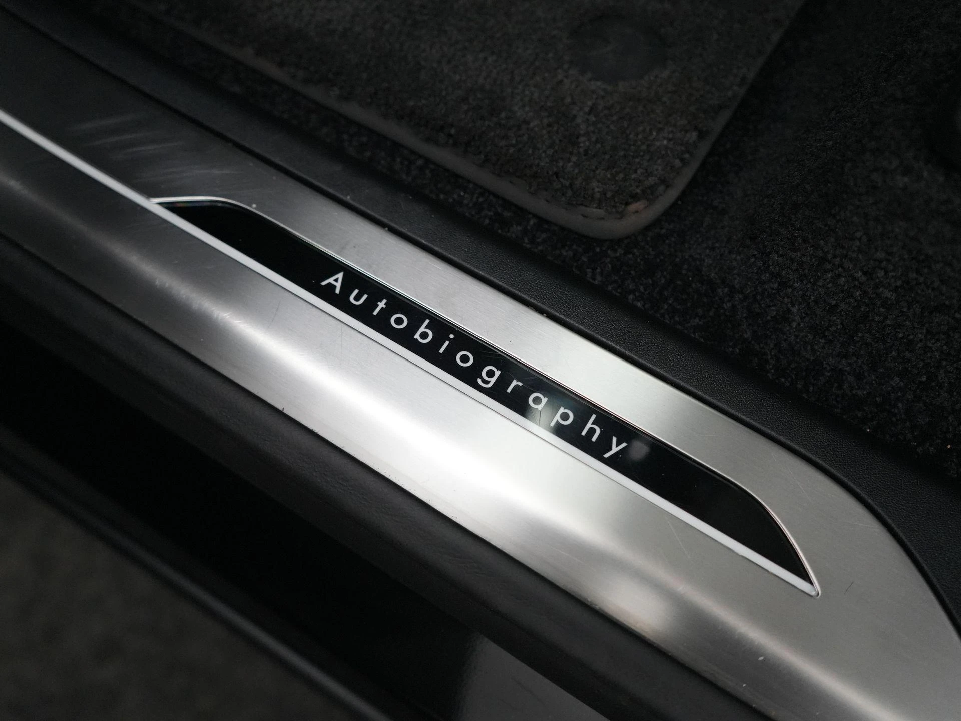 Land Rover-Range Rover-image-44