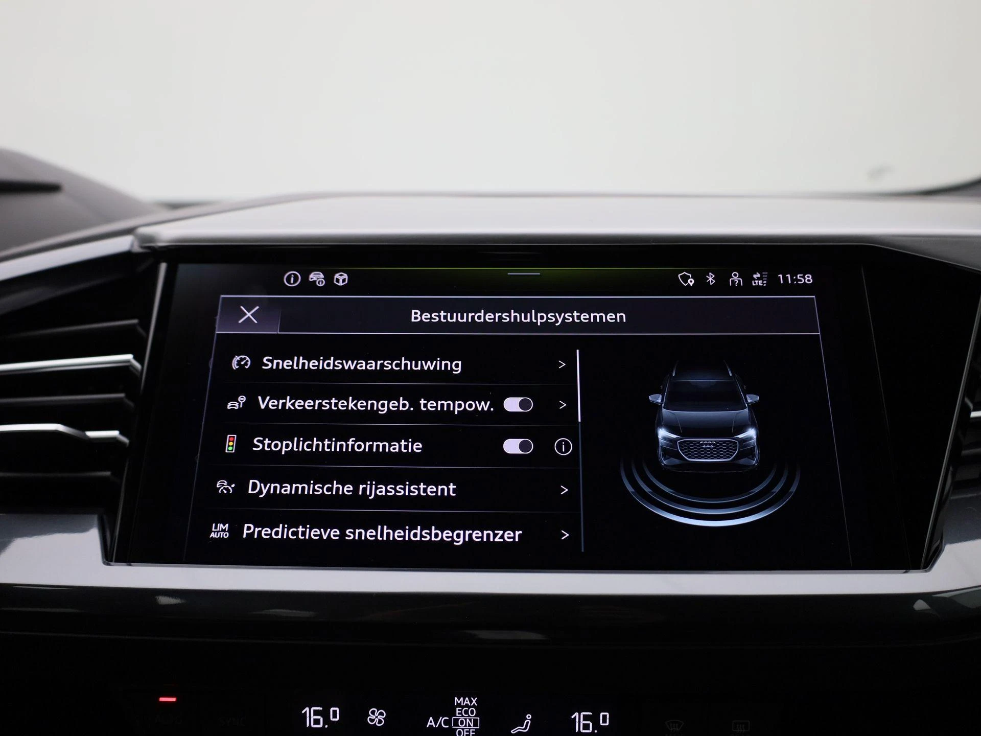 Audi-Q4 e-tron-image-30