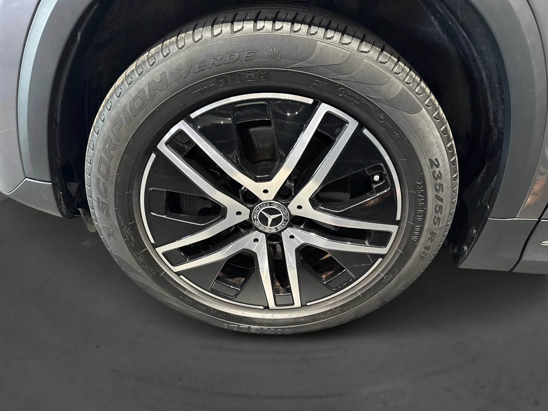 Mercedes-Benz-GLA-image-5