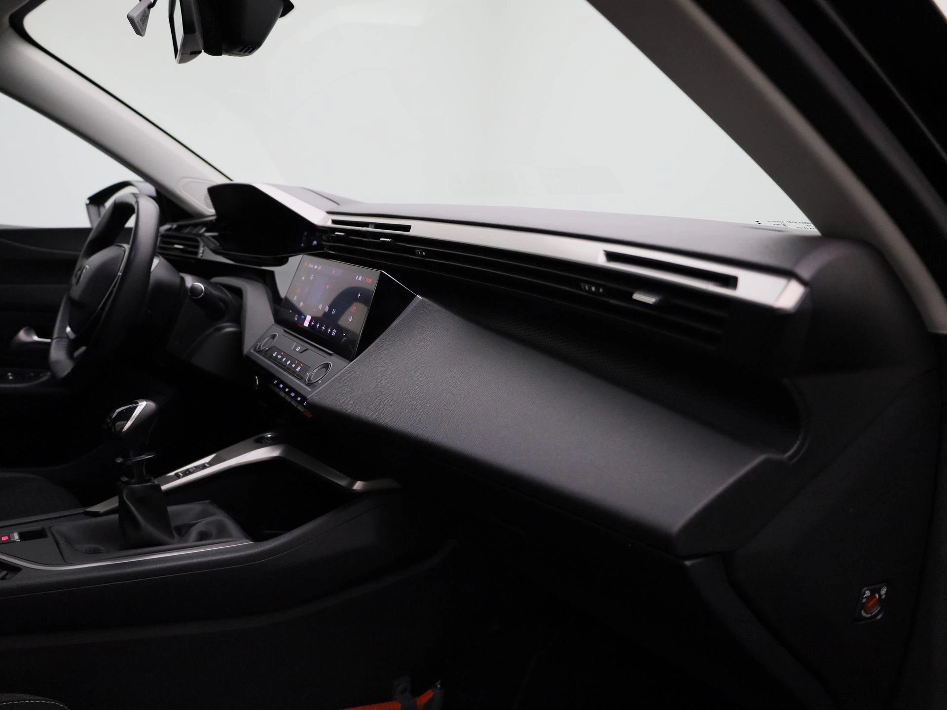 Peugeot-308-image-32