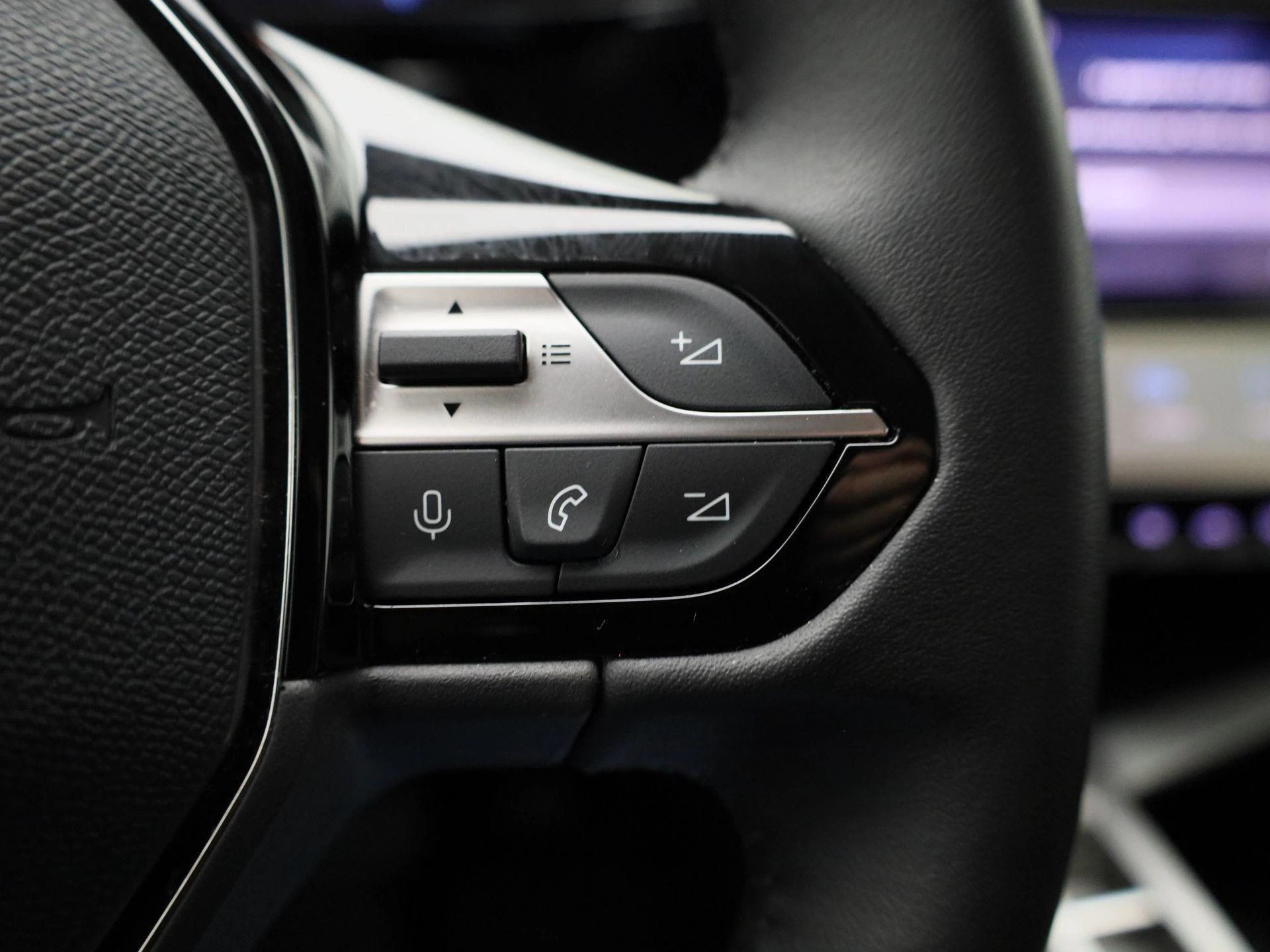 Peugeot-308-image-14