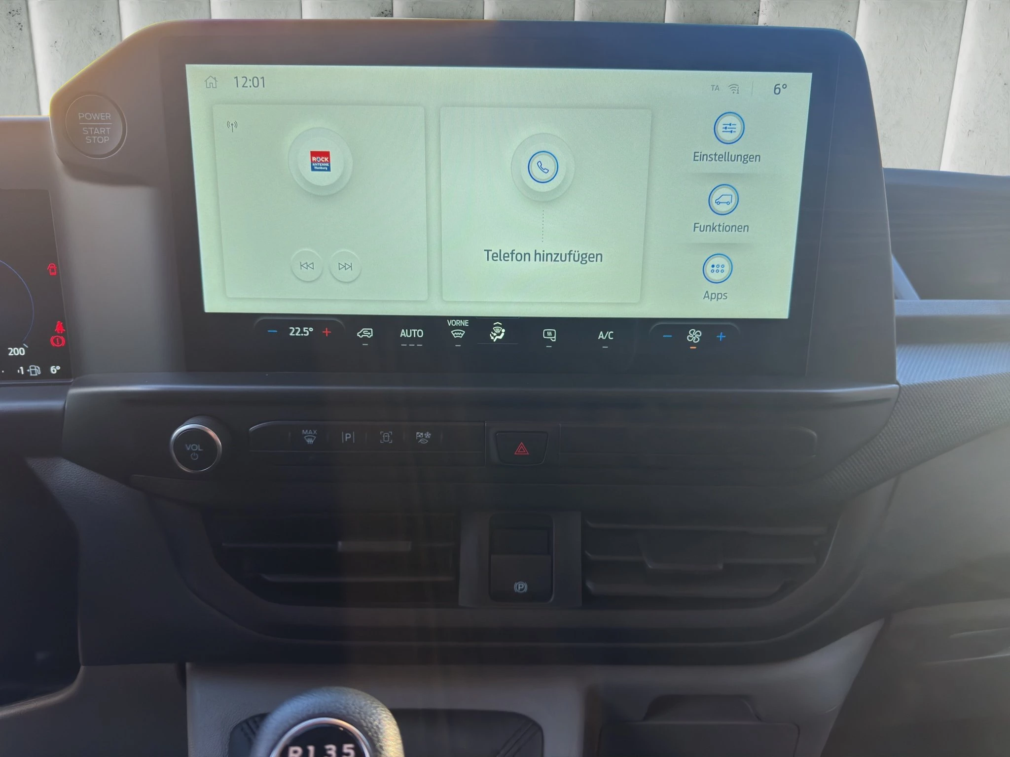 Ford-Transit Custom-image-14