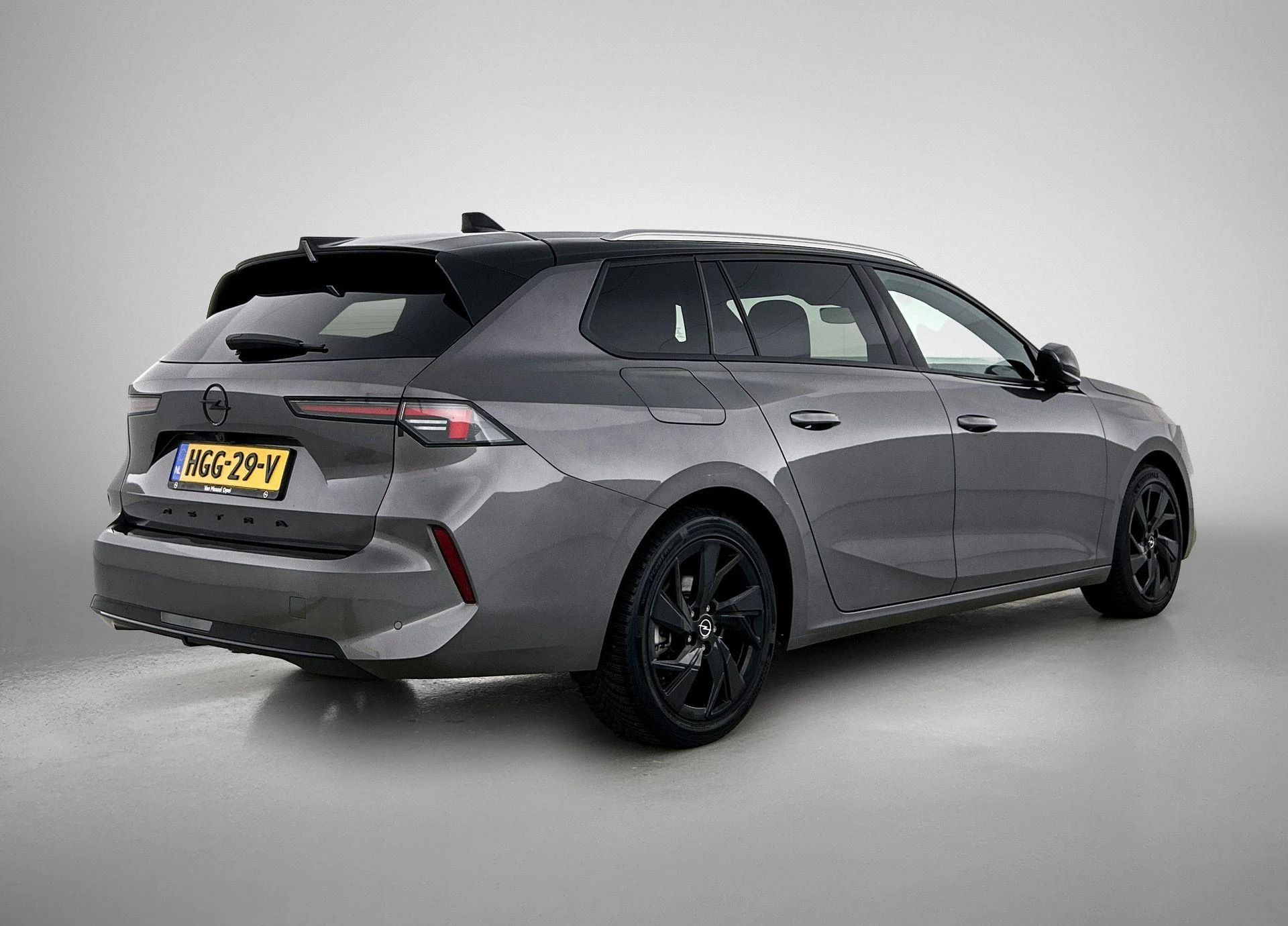 Opel-Astra-image-3