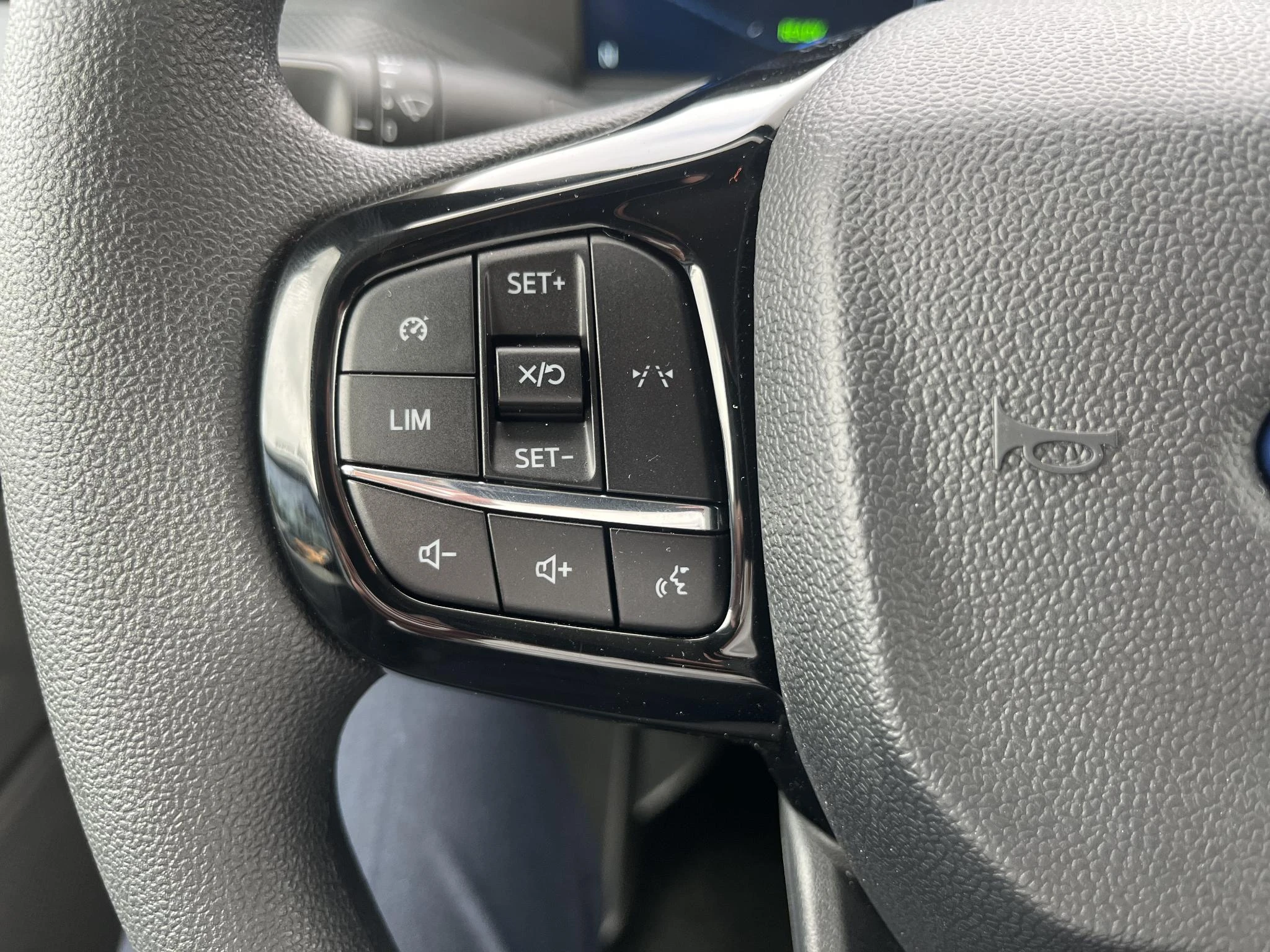Ford-E-Transit-image-13