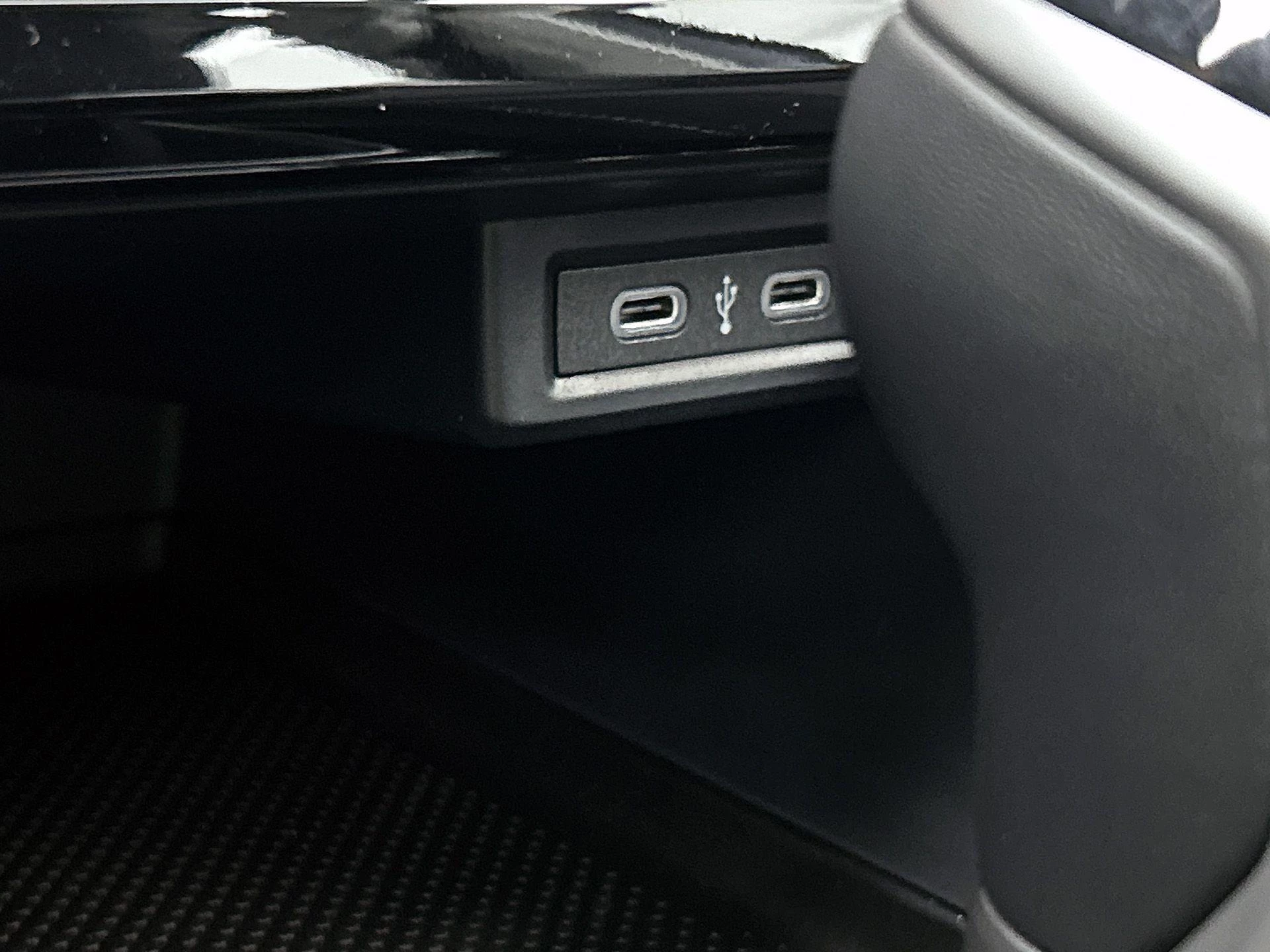 Volkswagen-T-Cross-image-20