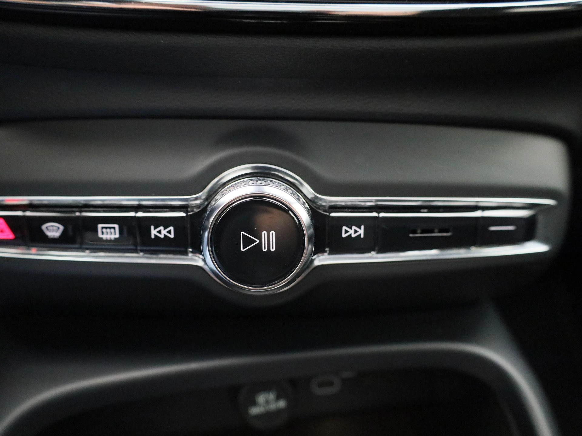 Volvo-XC40-image-22