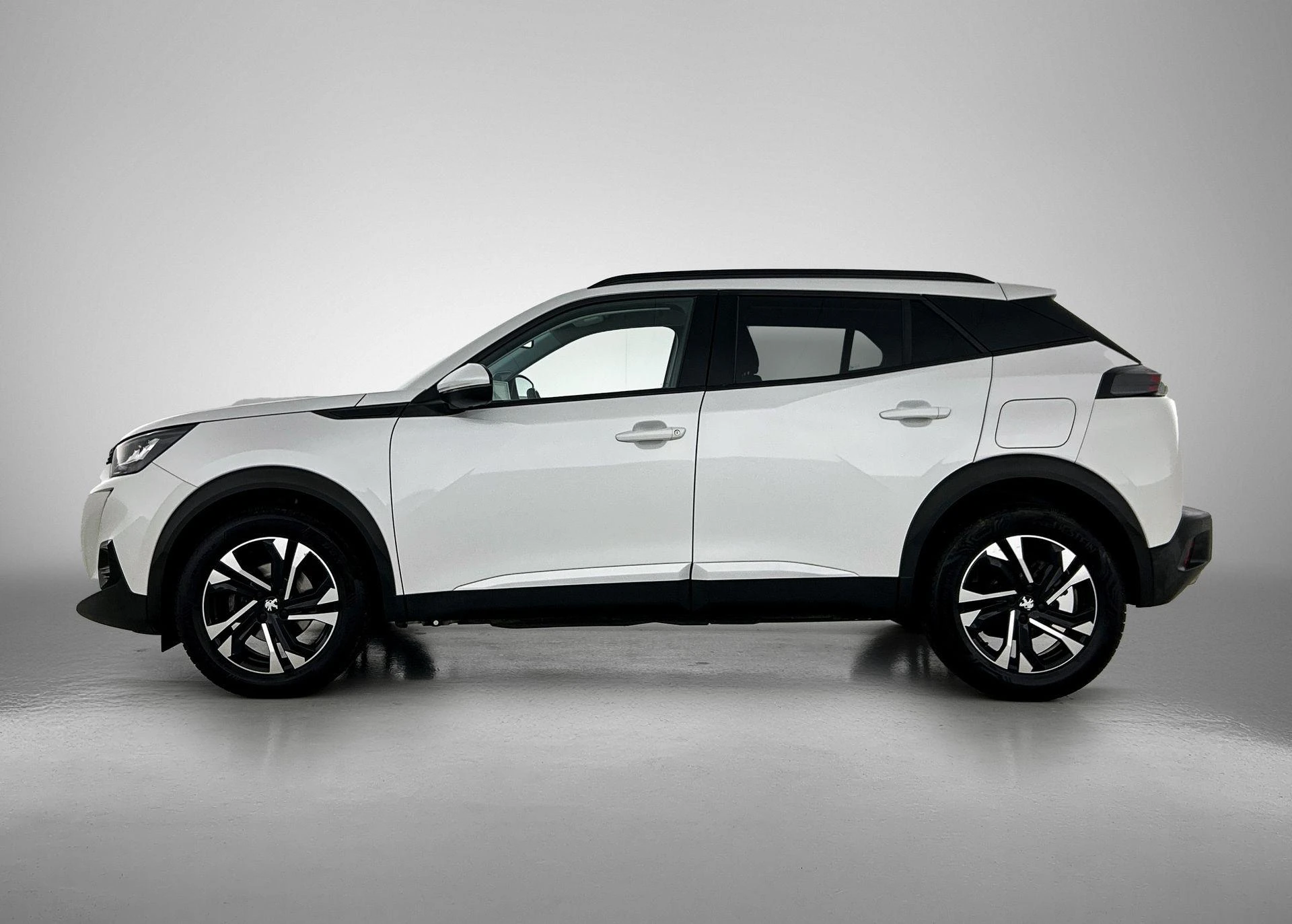 Peugeot-2008-image-1
