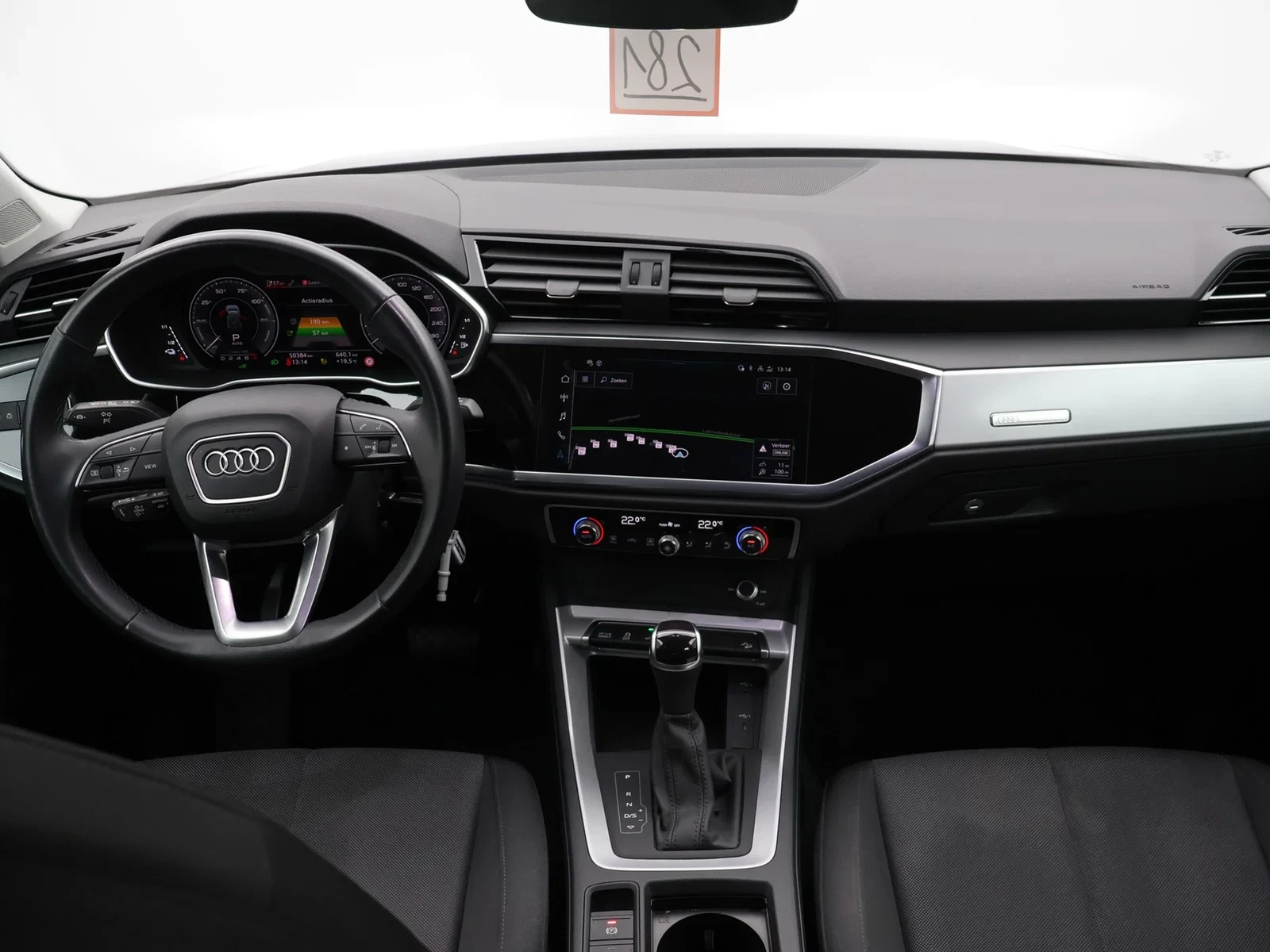 Audi Q3 PHEV Audi Q3 PHEV Attraction 45TFSIe 245PK *AUTOMAAT*SHADOW LOOK*CAMERA*PDC*CRUISE*NAVI*APP-CONNECT*...*
