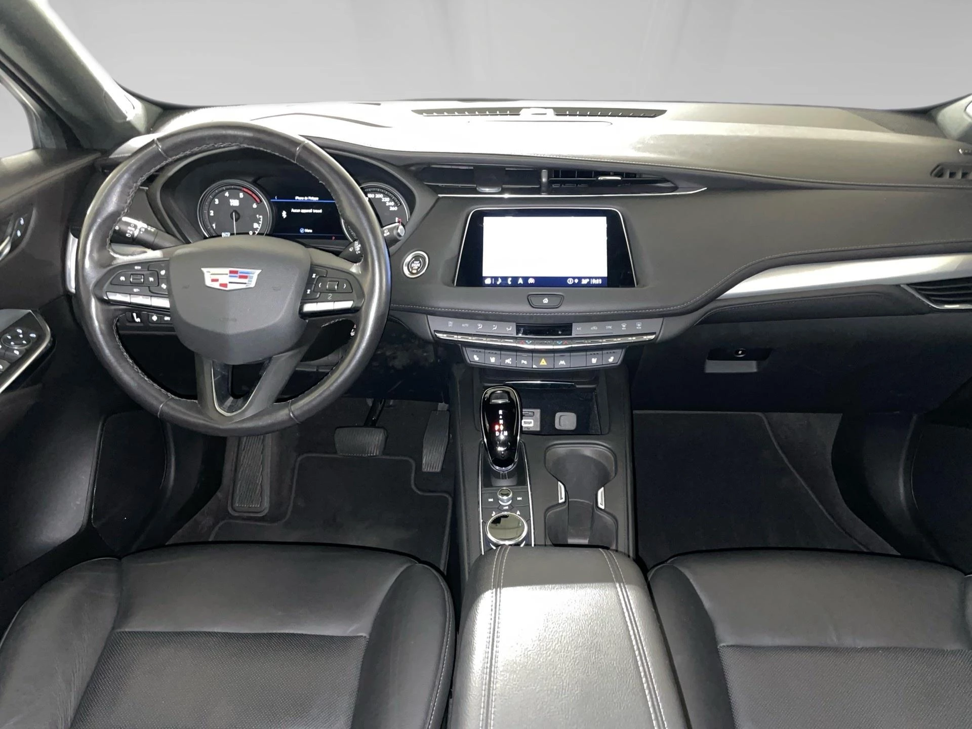 Cadillac-XT4-image-4