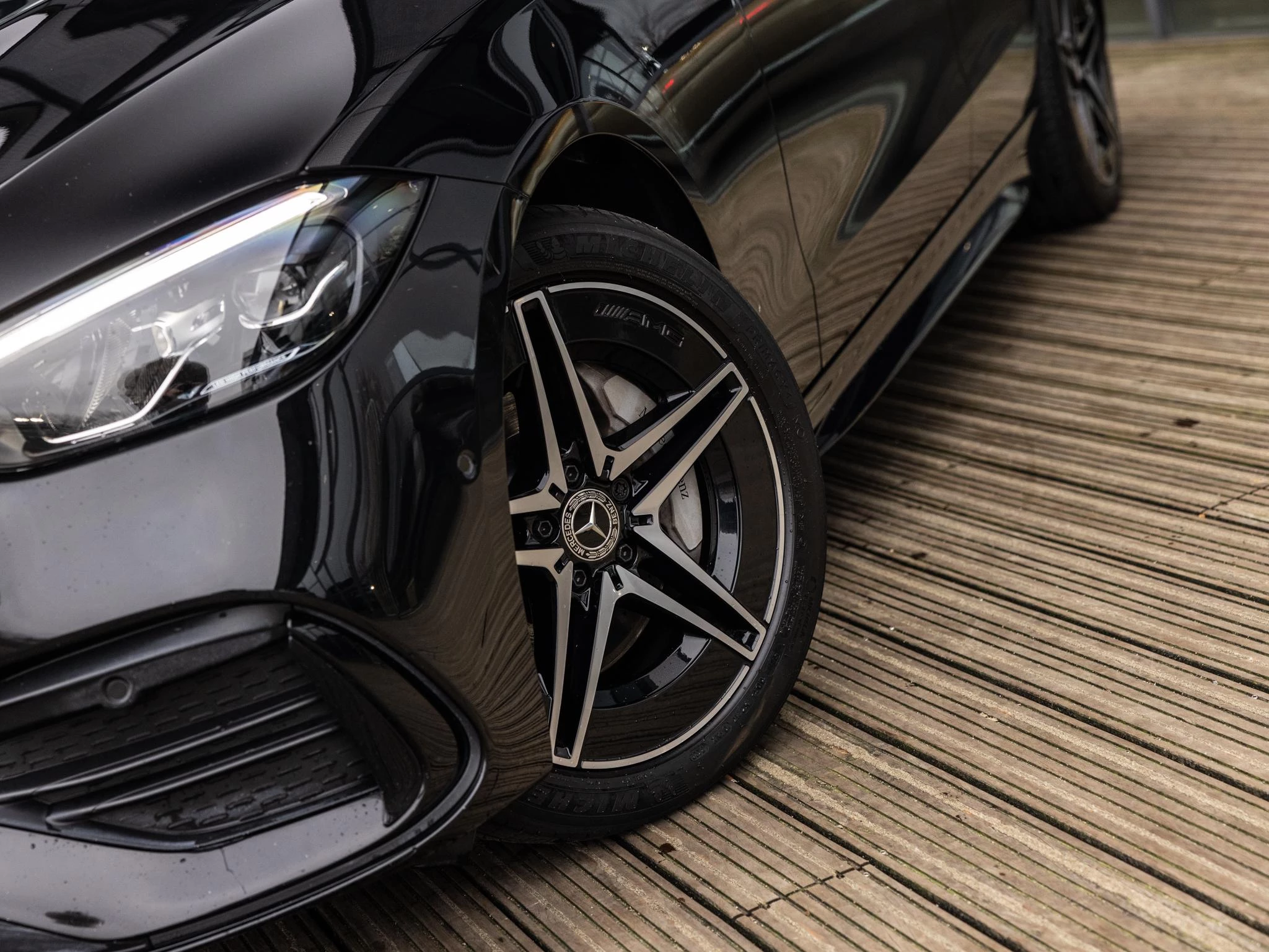 Mercedes-Benz-C-Klasse-image-7