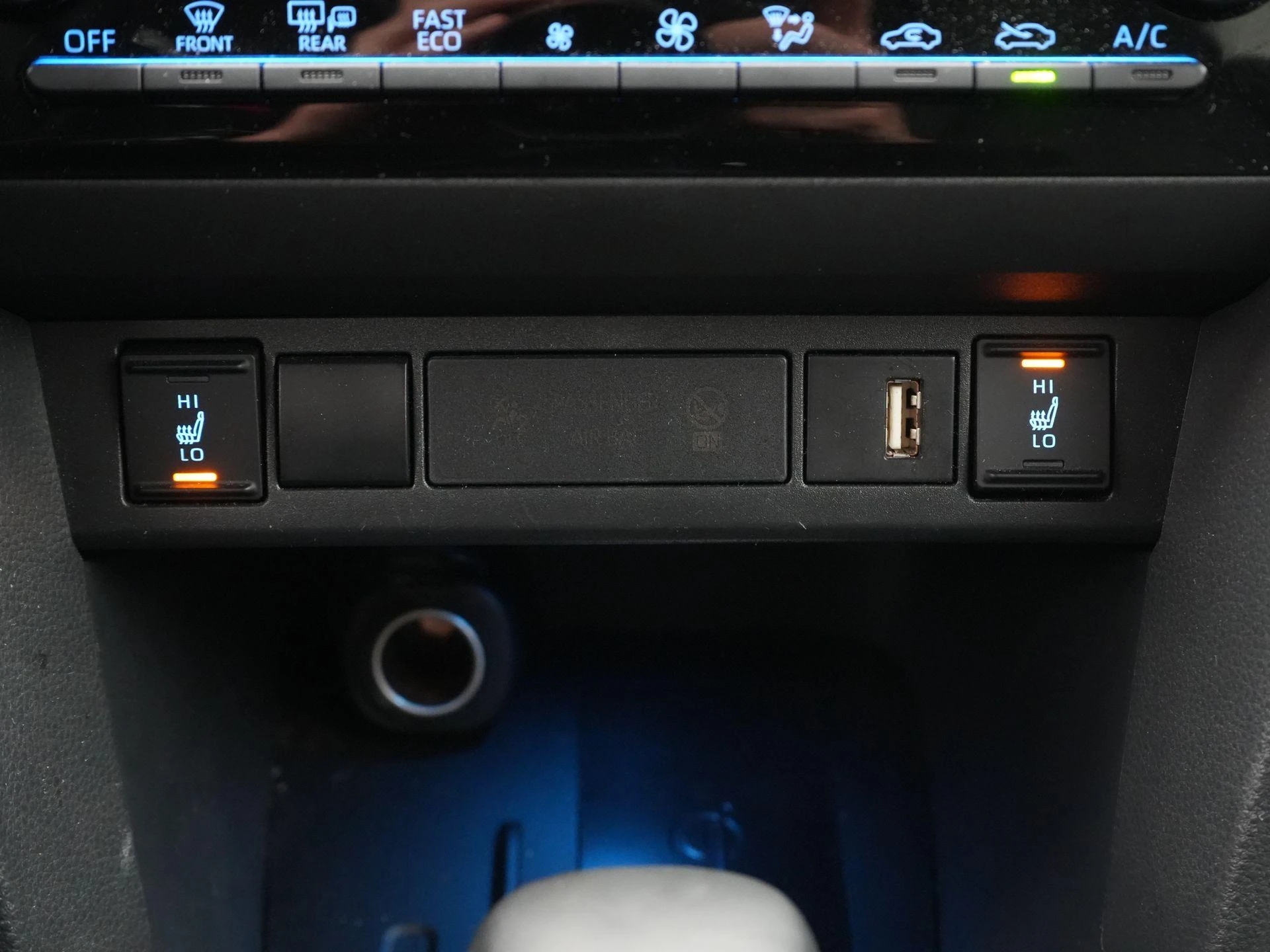 Toyota-Yaris Cross-image-20