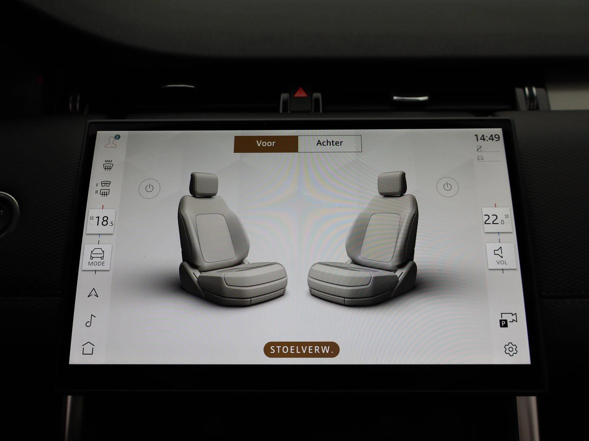 Land Rover-Discovery Sport-image-18