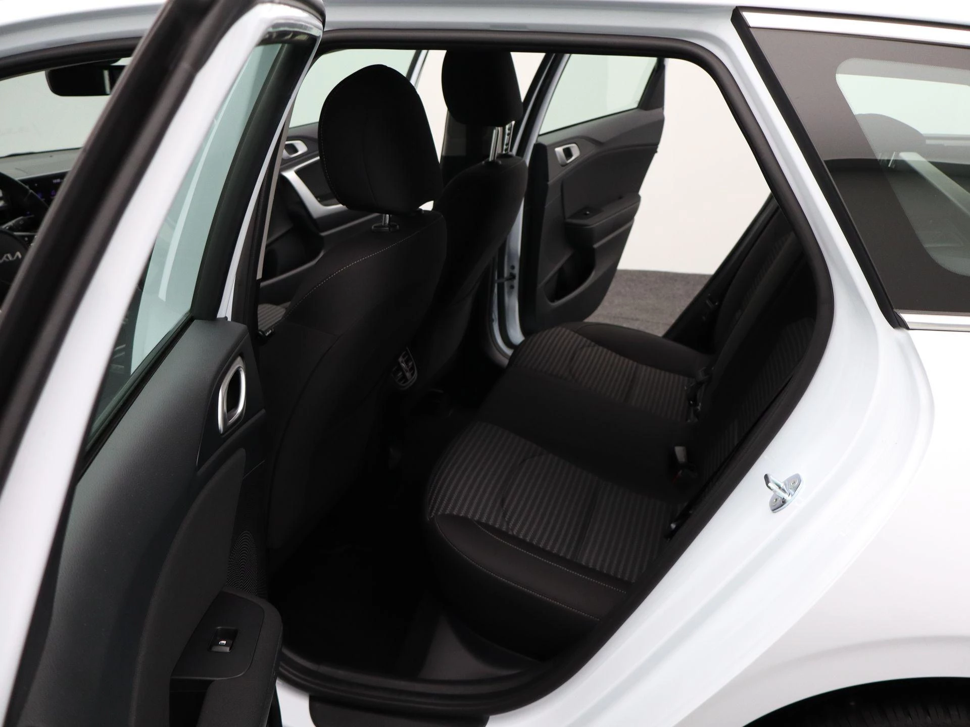 Kia-Ceed Sportswagon-image-12