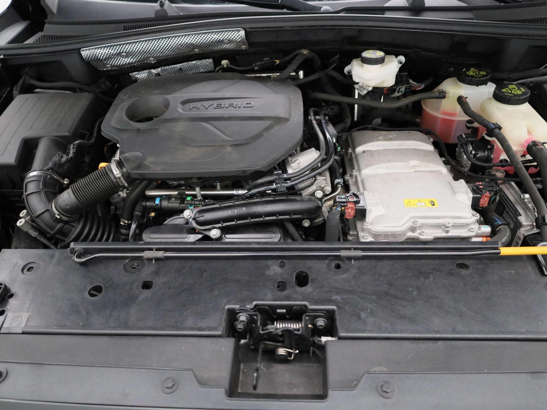 MG-ZS-image-30