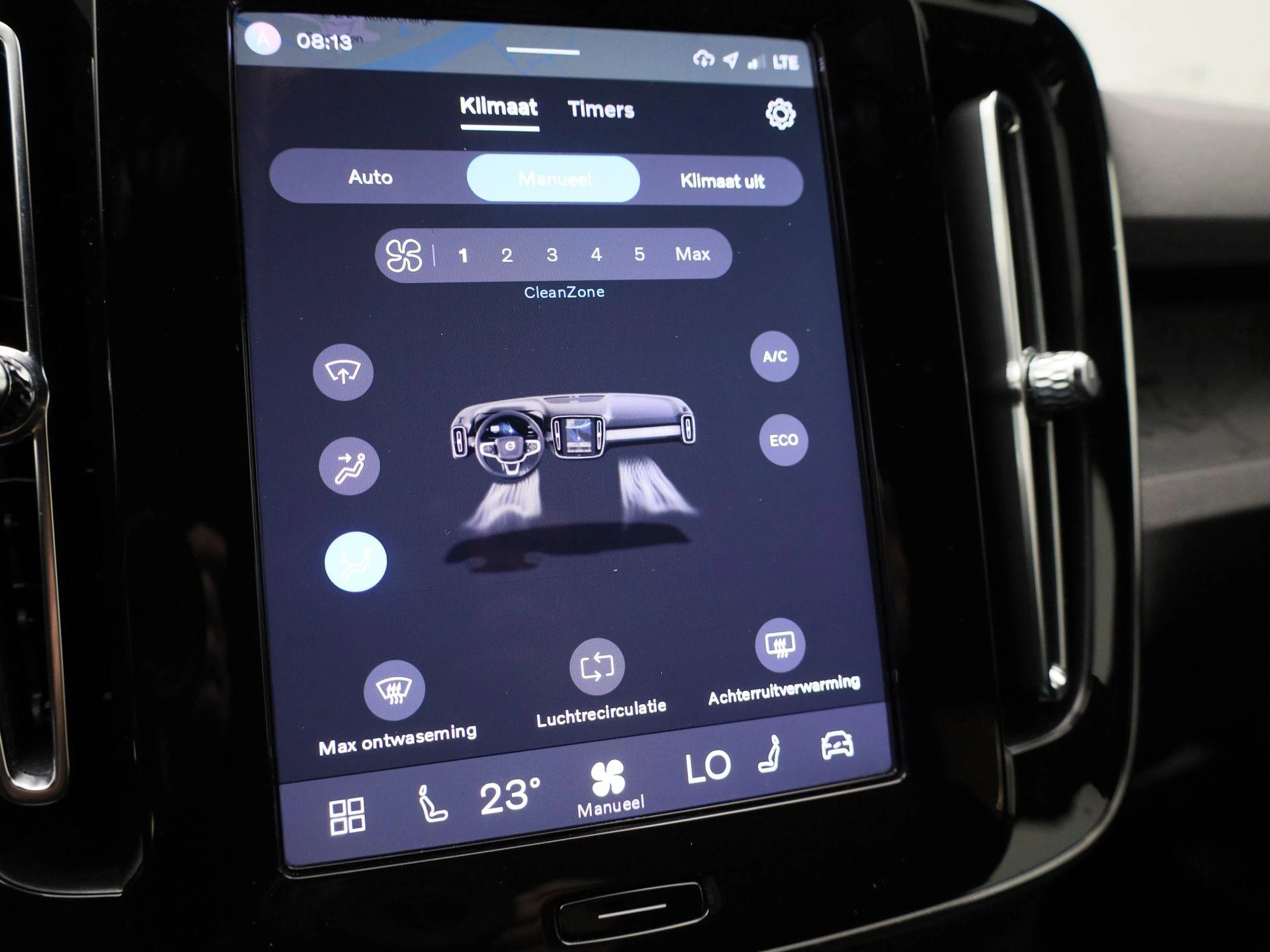 Volvo-XC40-image-24