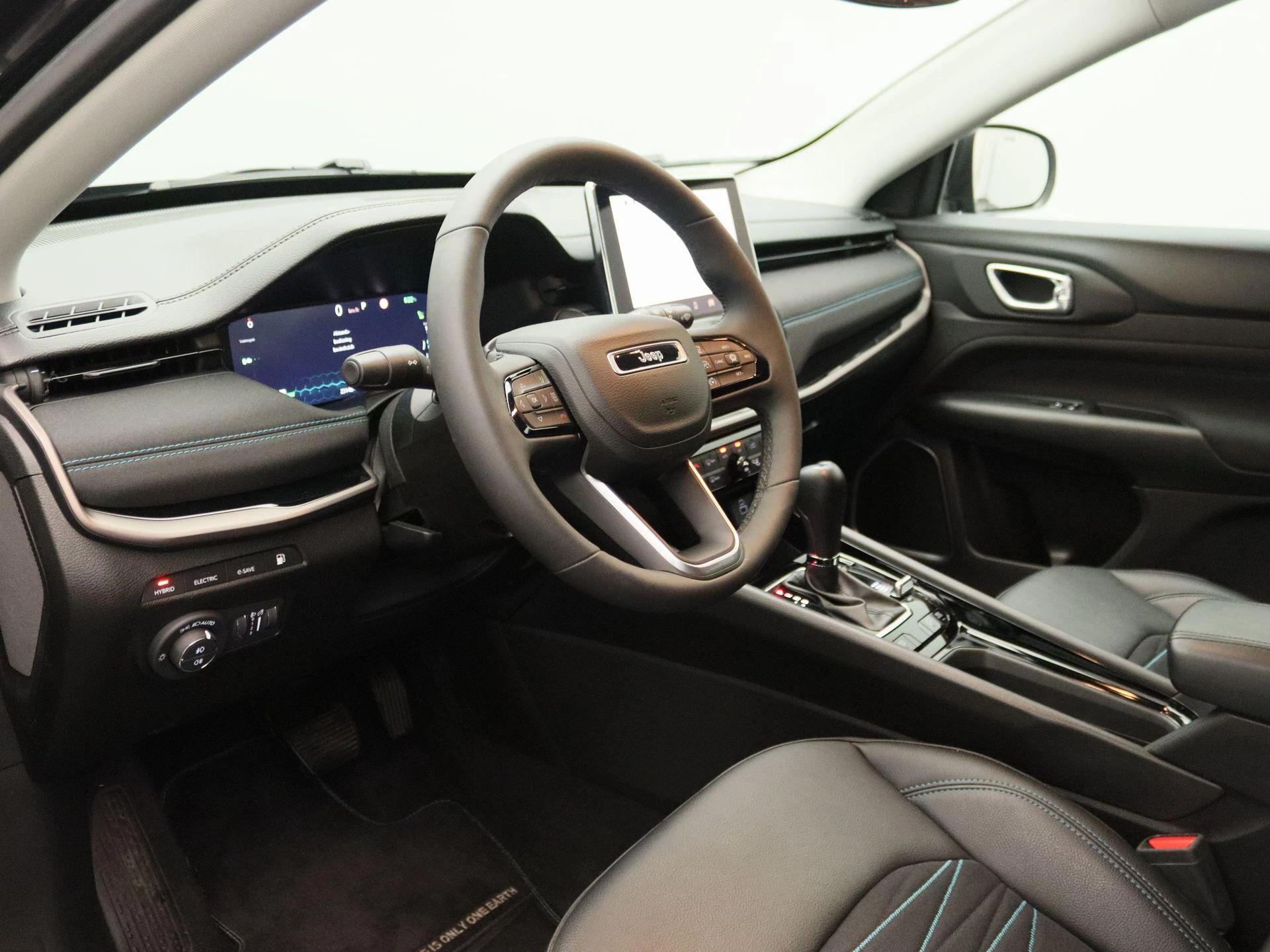Jeep Compass 4xe 240 Plug-in Hybrid Electric Trailhawk