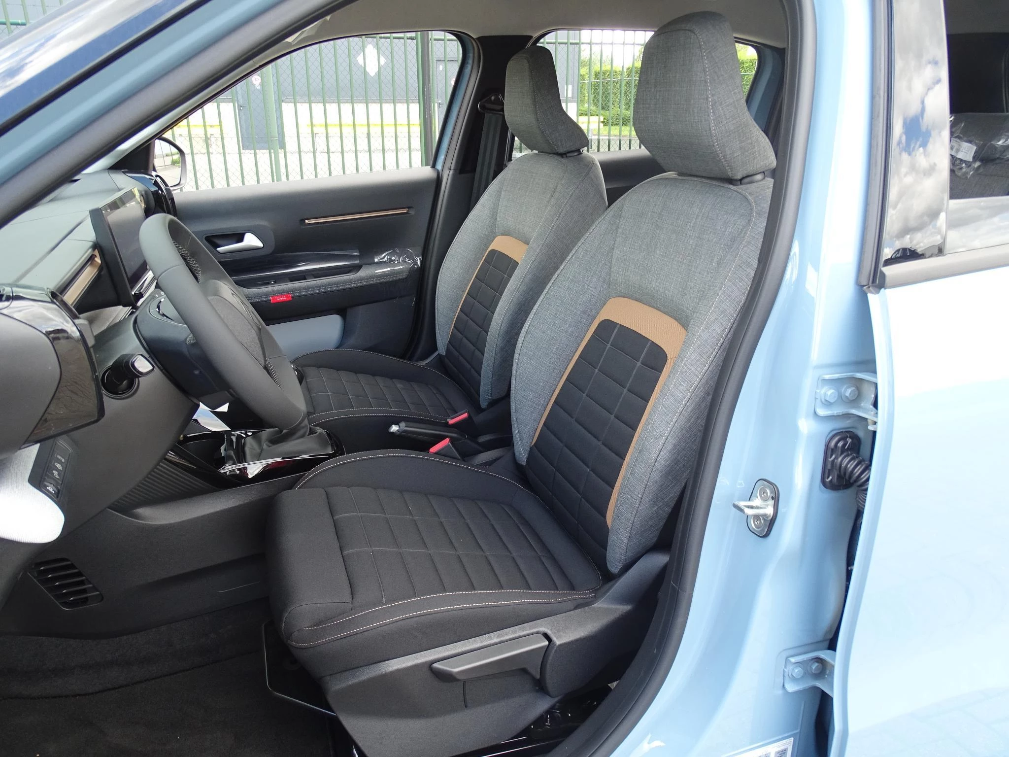 Citroën C3 Aircross 1.2T Plus