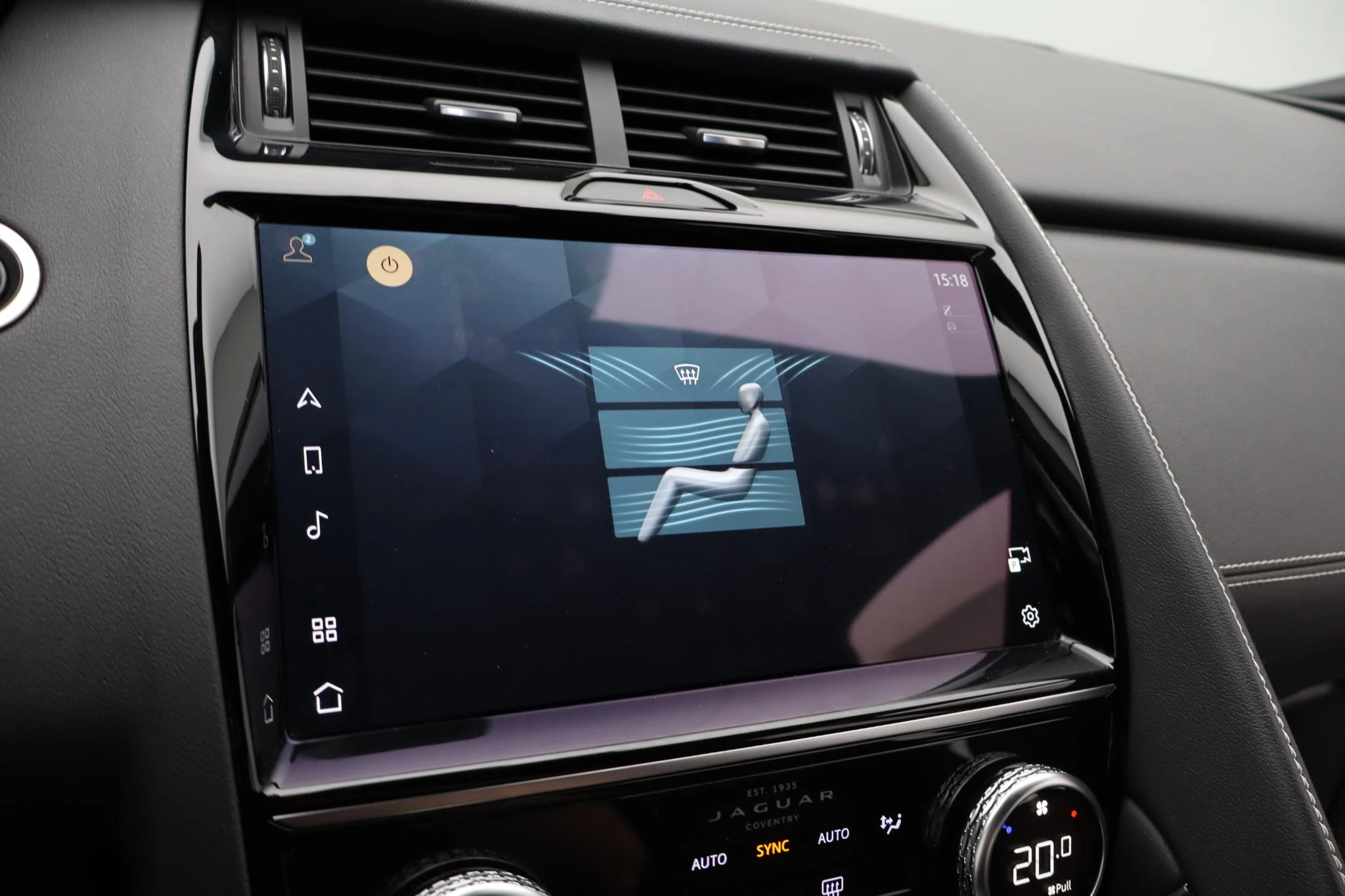 Jaguar-E-PACE-image-24