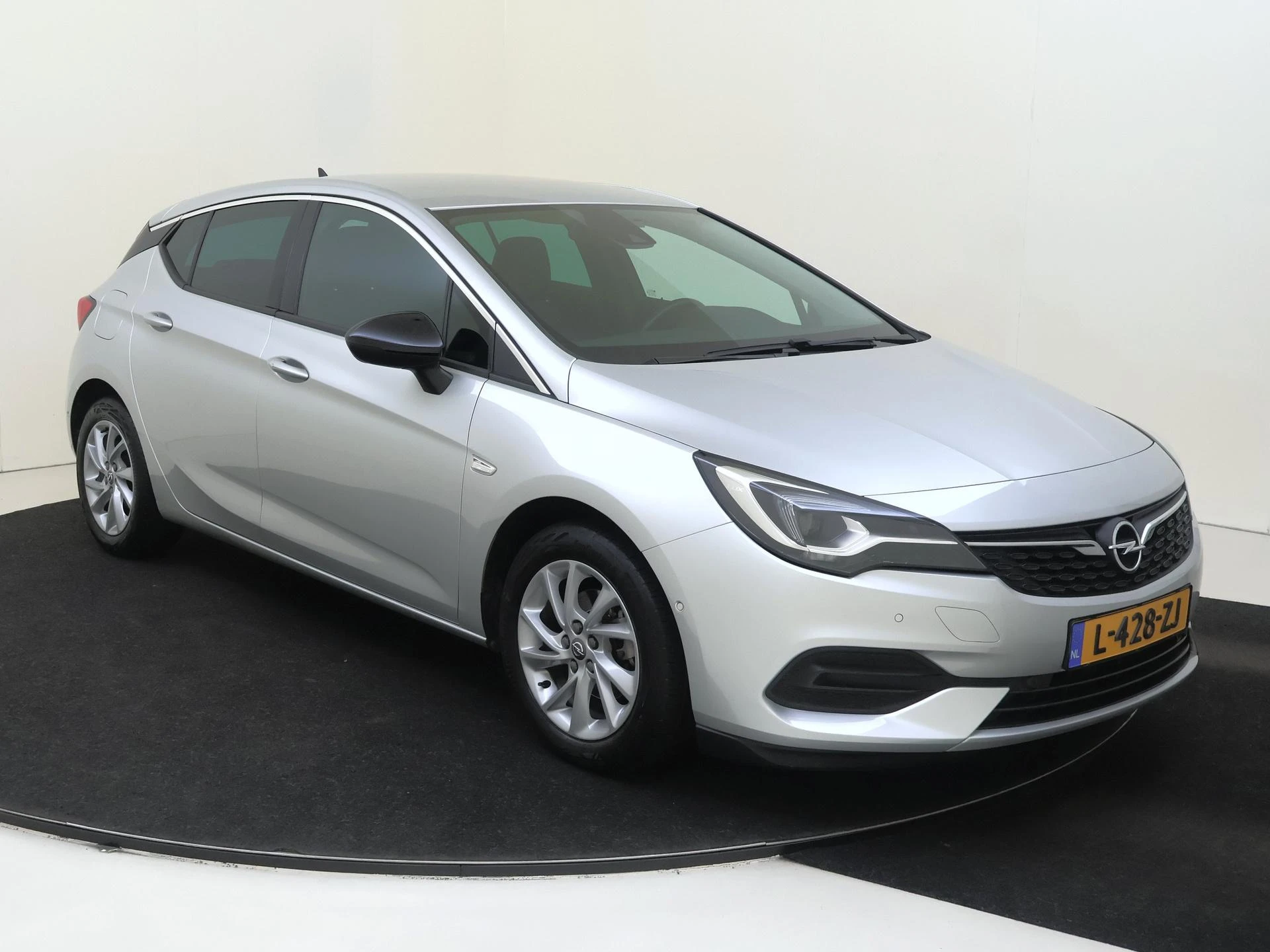 Opel Astra 1.2 Business Elegance