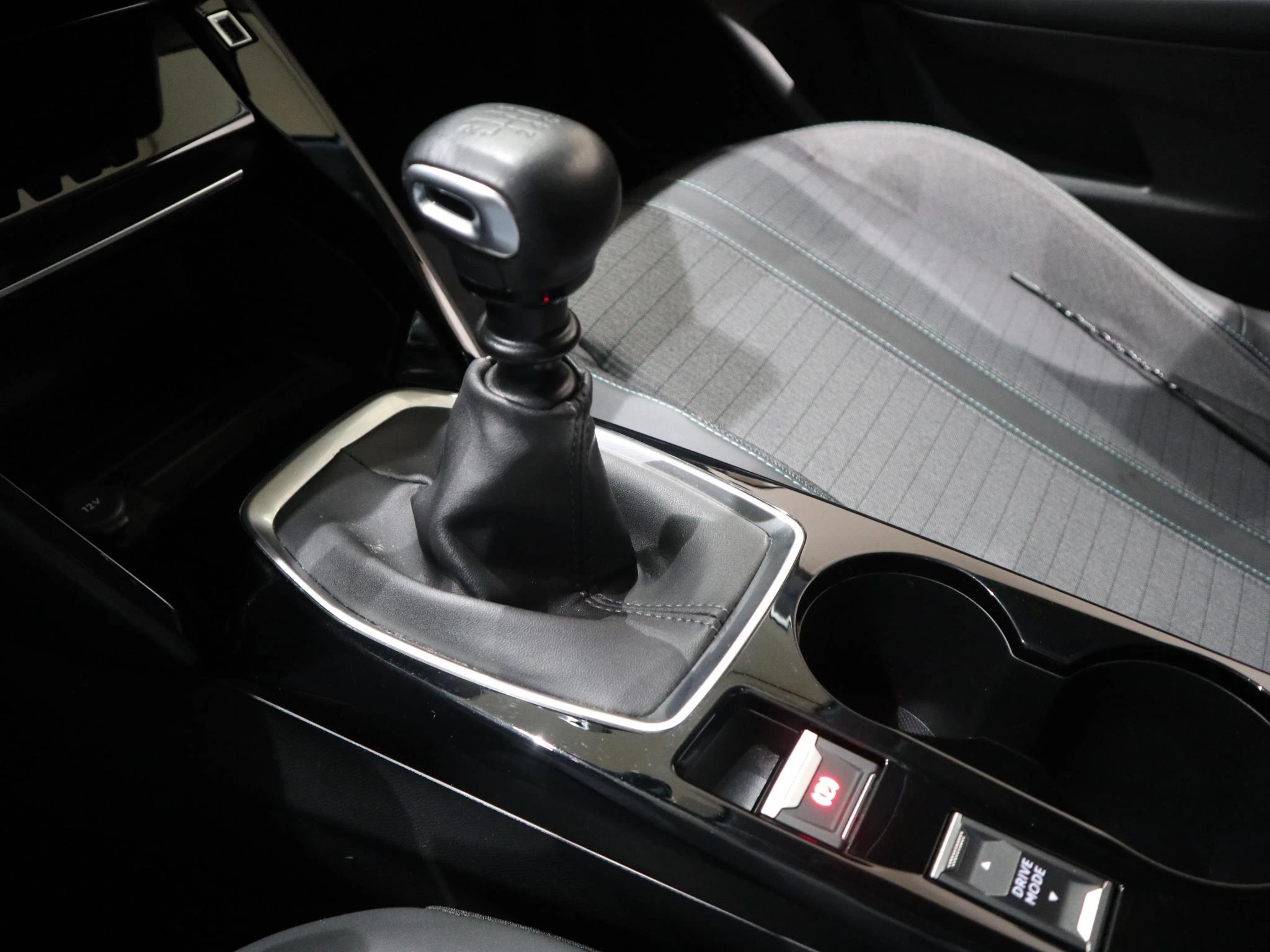 Peugeot 208 Allure Pack