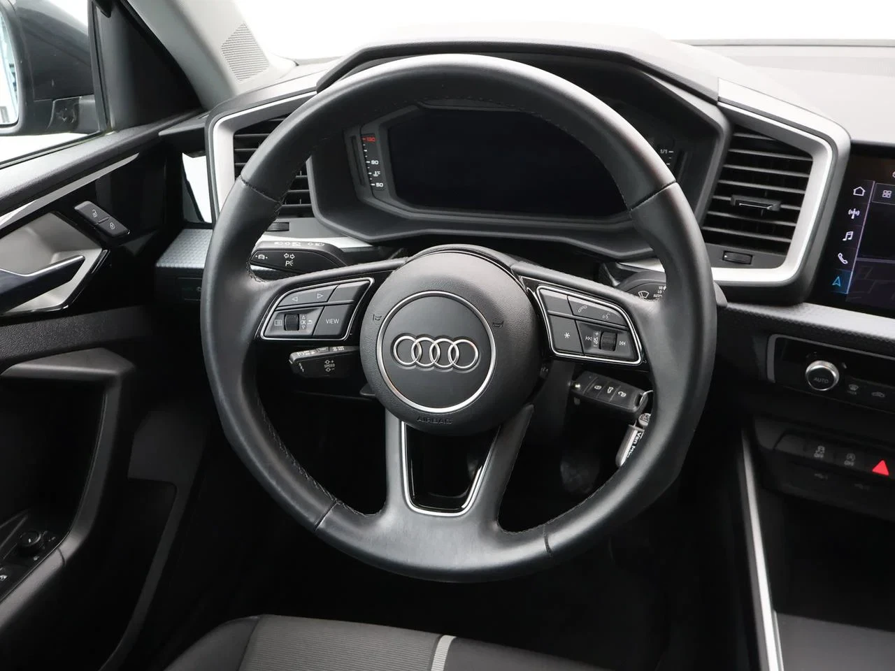 Audi-A1 Sportback-image-13