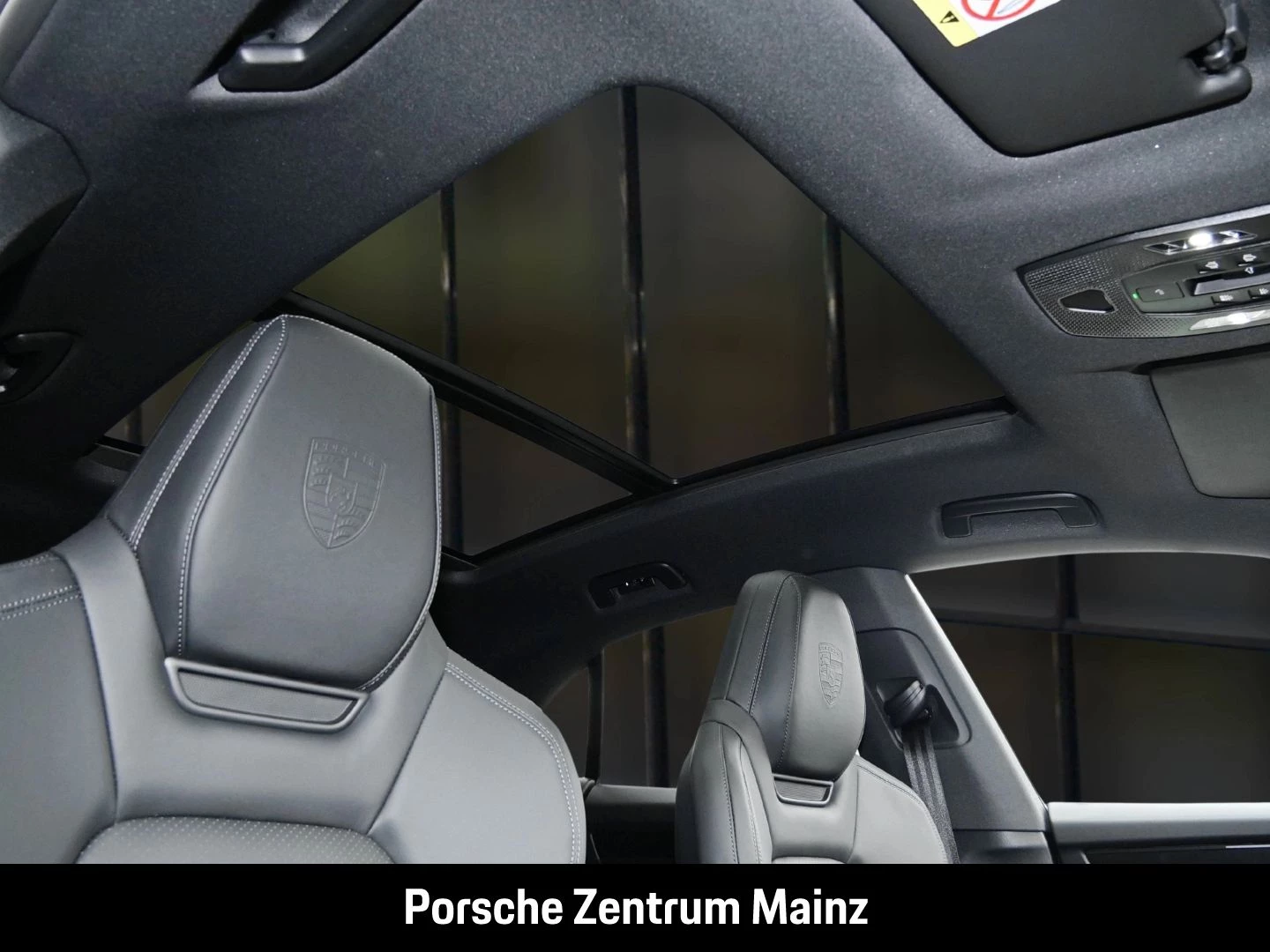 Porsche-Macan-image-24