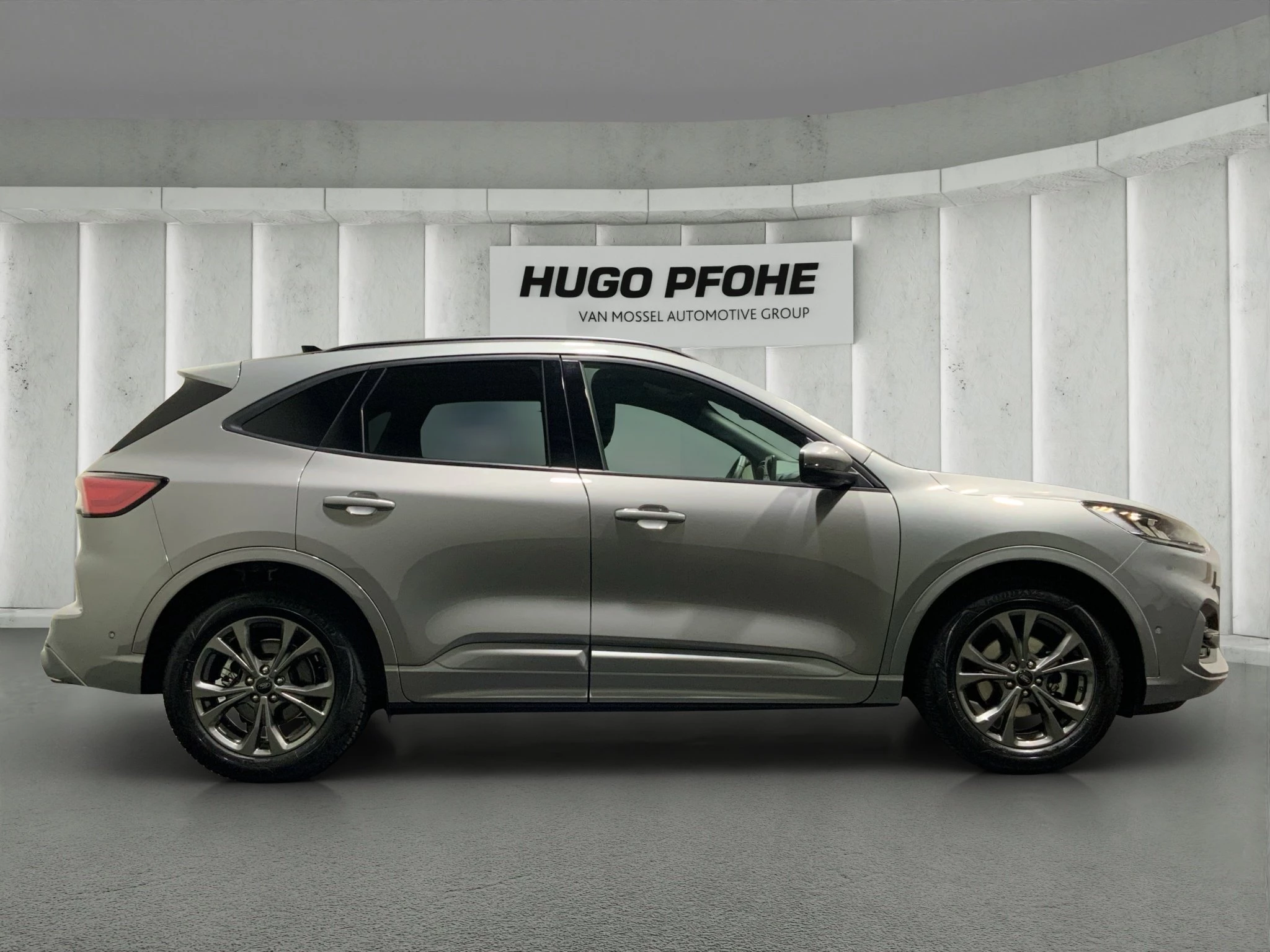 Ford Kuga ST-Line X*PANO*AHK*KAM*ACC*NAVI*SOUND-SYS.