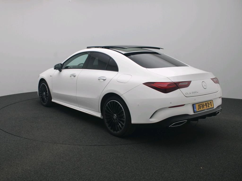 Mercedes-Benz-CLA-image-3
