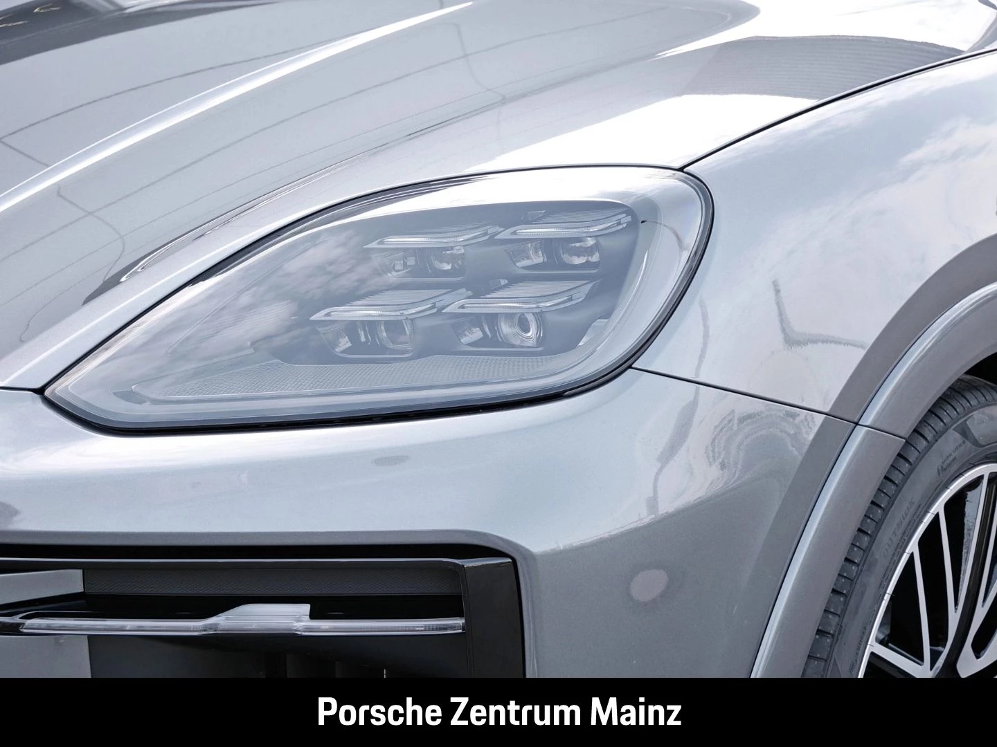 Porsche Cayenne GTS Coupe Burmester HA-Lenkung InnoDrive gts