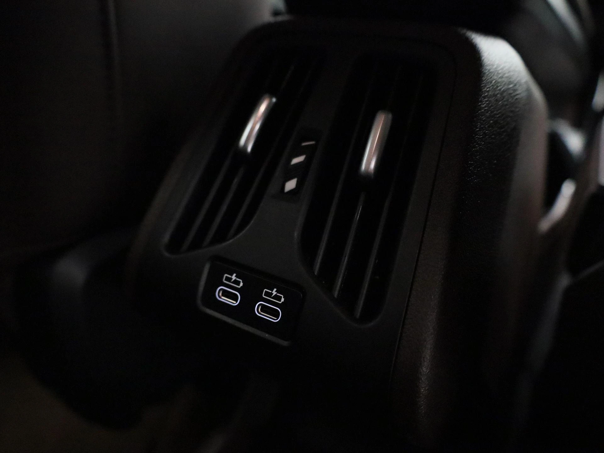 BMW X1 sDrive20i (115 kW)
