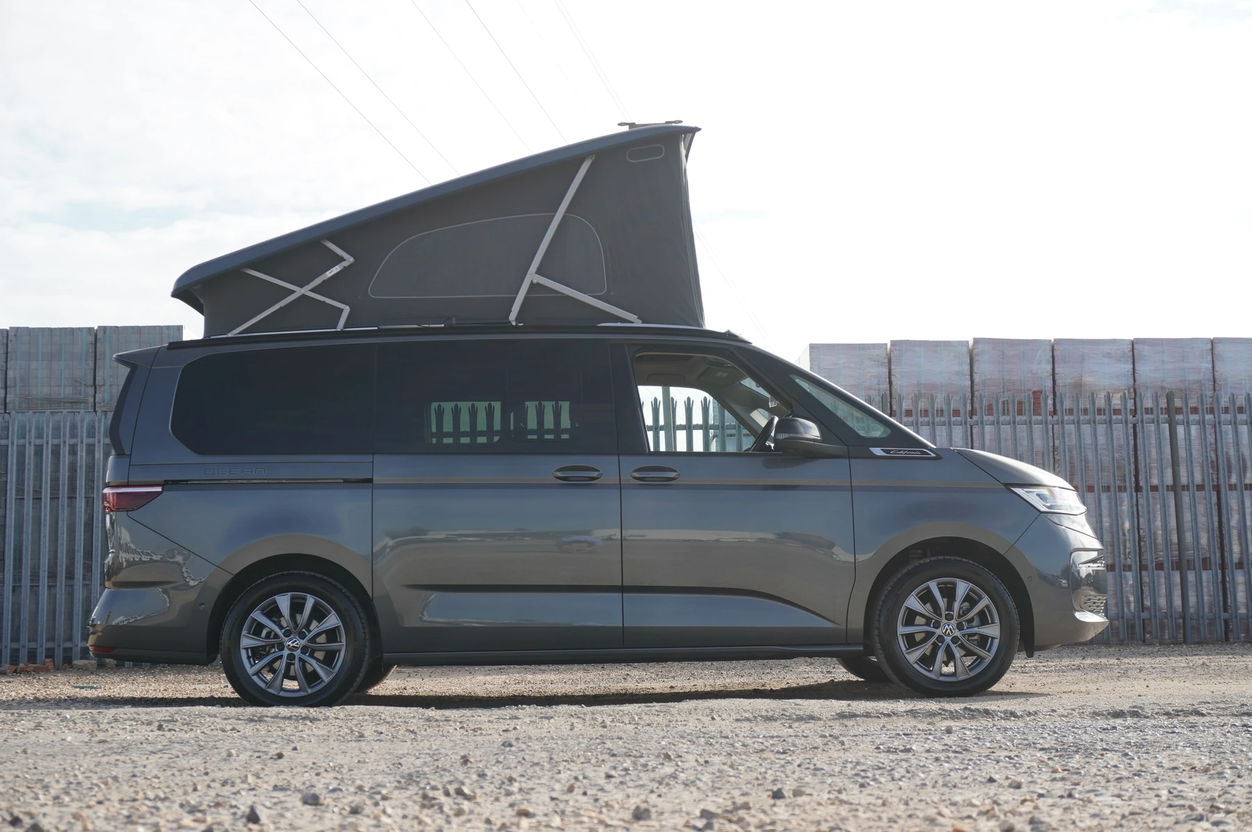 Volkswagen-California-image-21