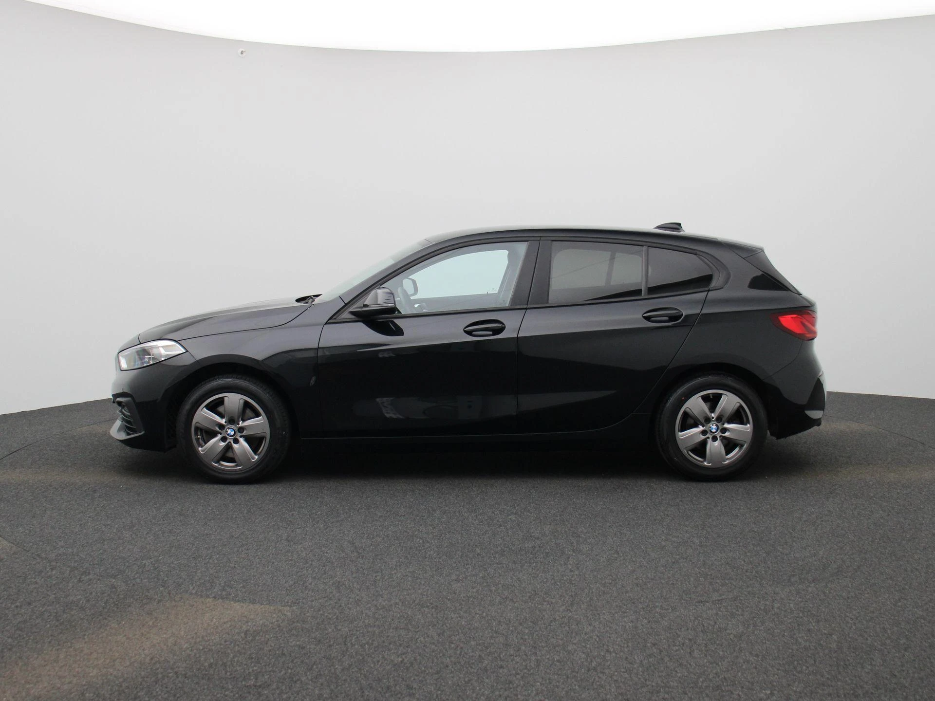 BMW-1 Reeks-image-3