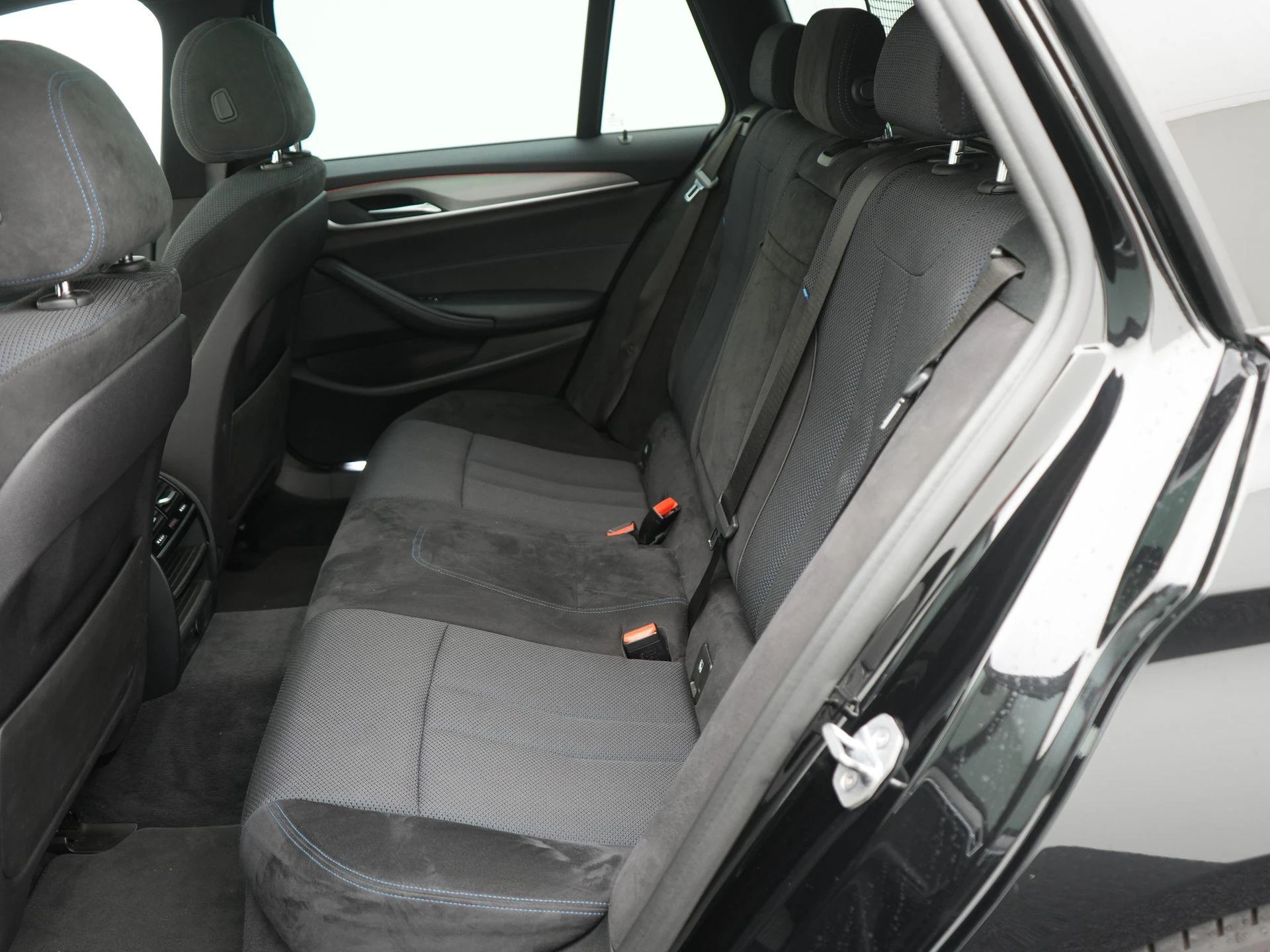 BMW-5 Serie-image-10