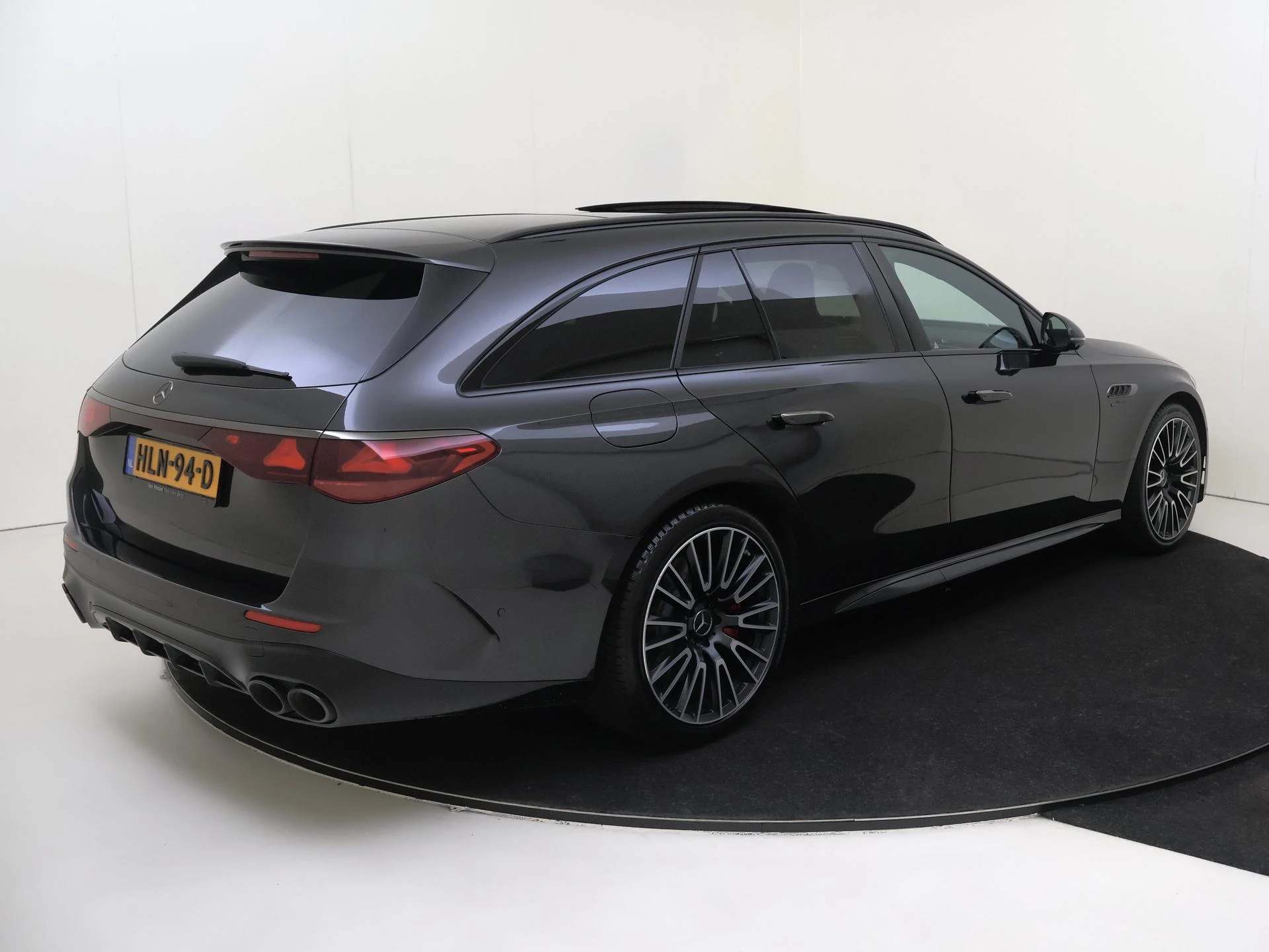 Mercedes-Benz E-Klasse Estate AMG 53 4MATIC+ Night Edition