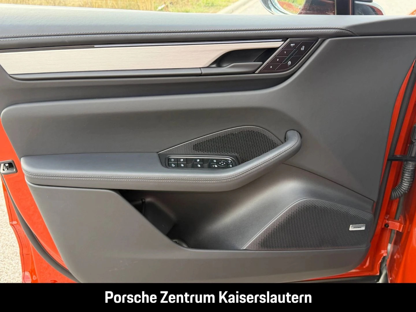 Porsche-Macan-image-23