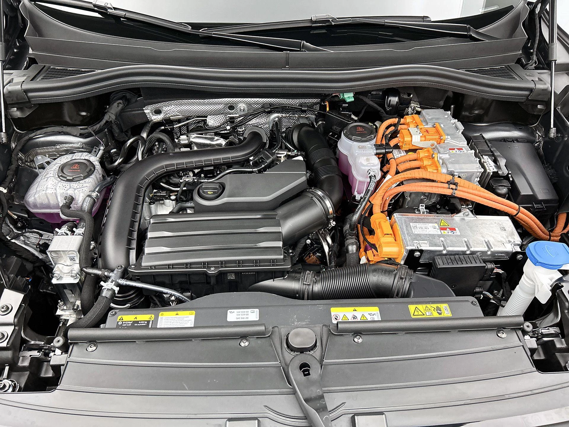 Volkswagen-Tiguan-image-43