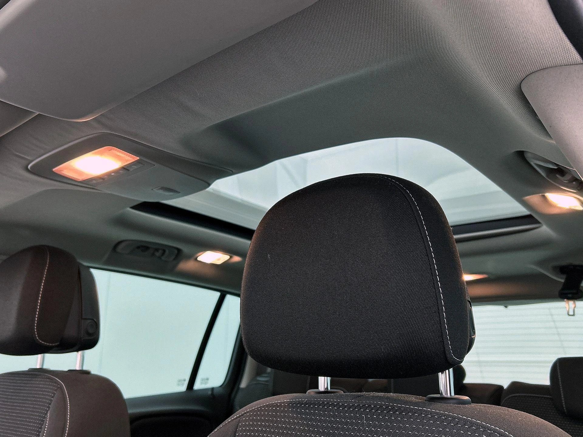 Opel-Zafira-image-34