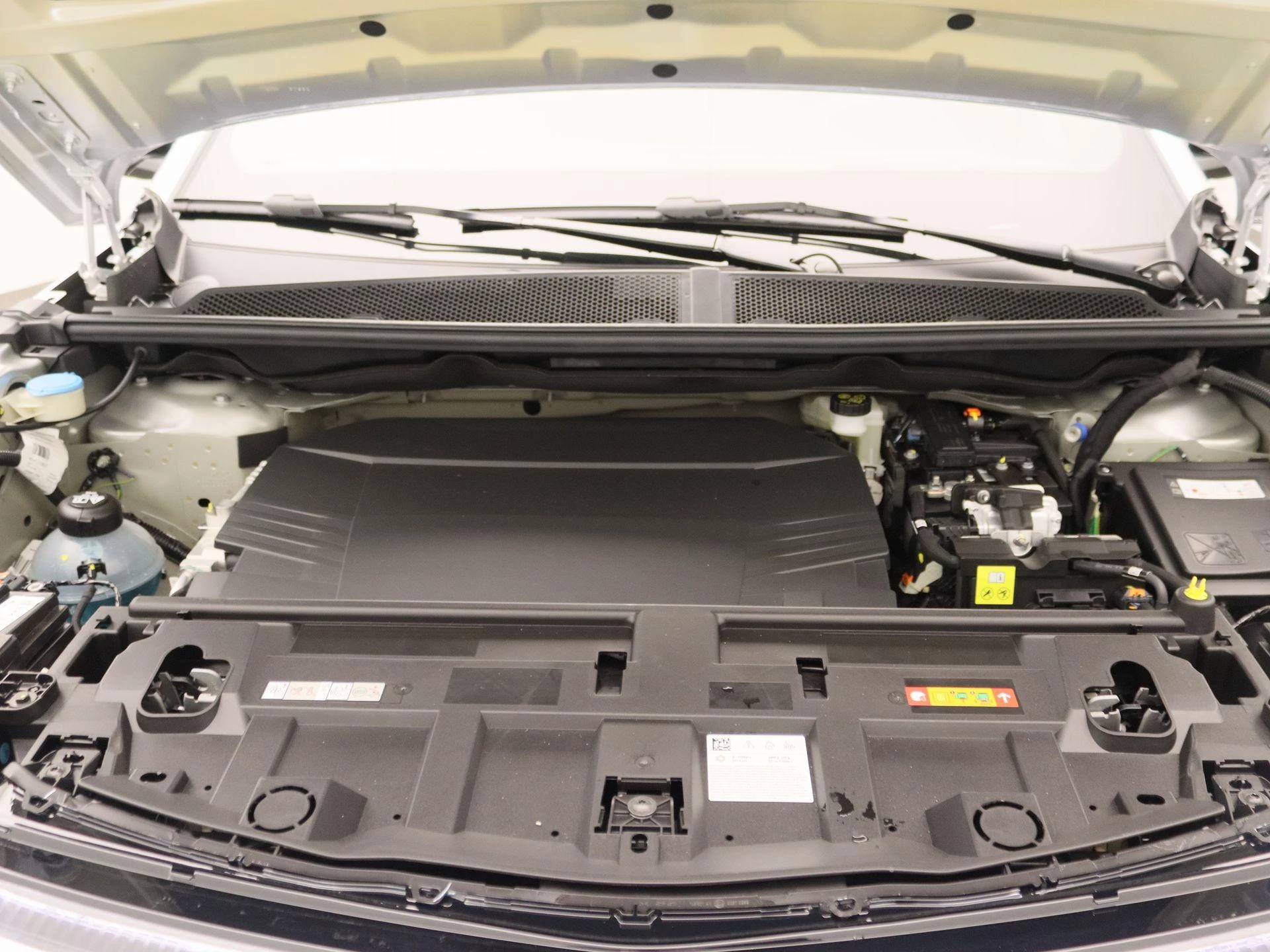 Opel-Grandland-image-27