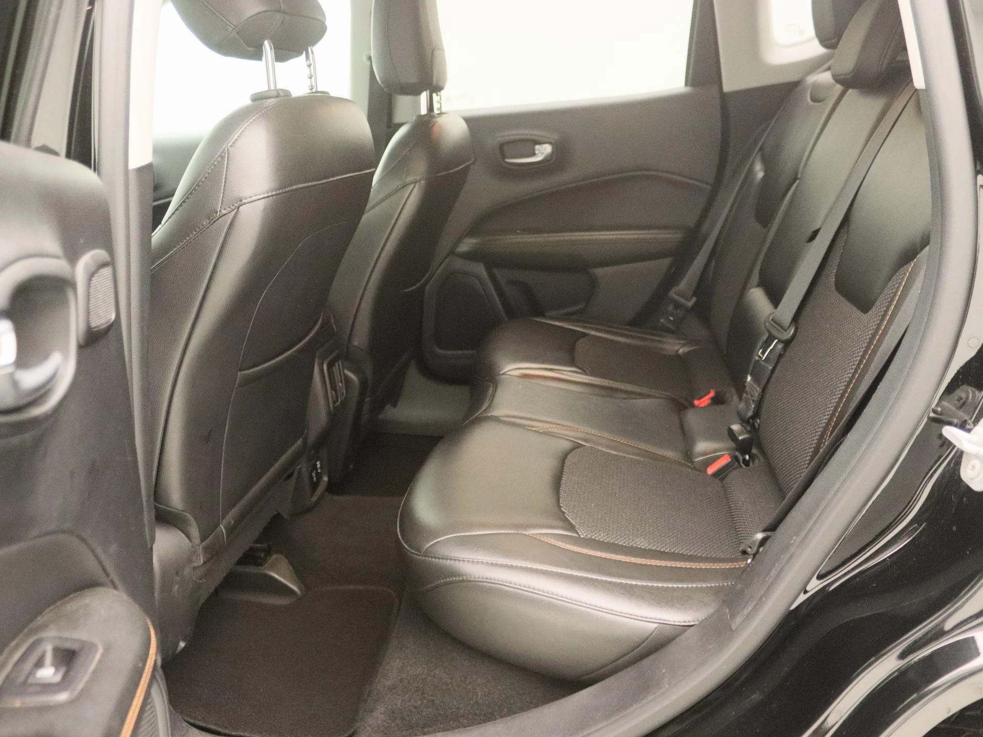 Jeep-Compass-image-12