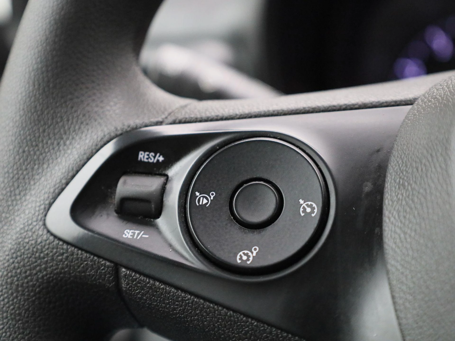 Opel-Combo-image-24