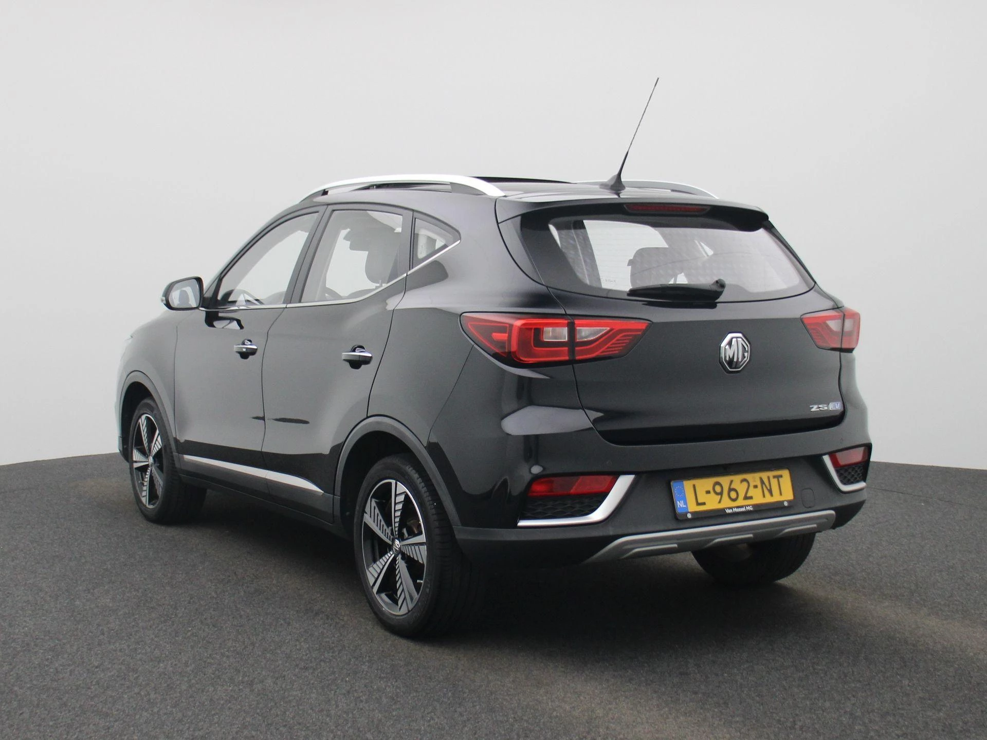 MG ZS EV