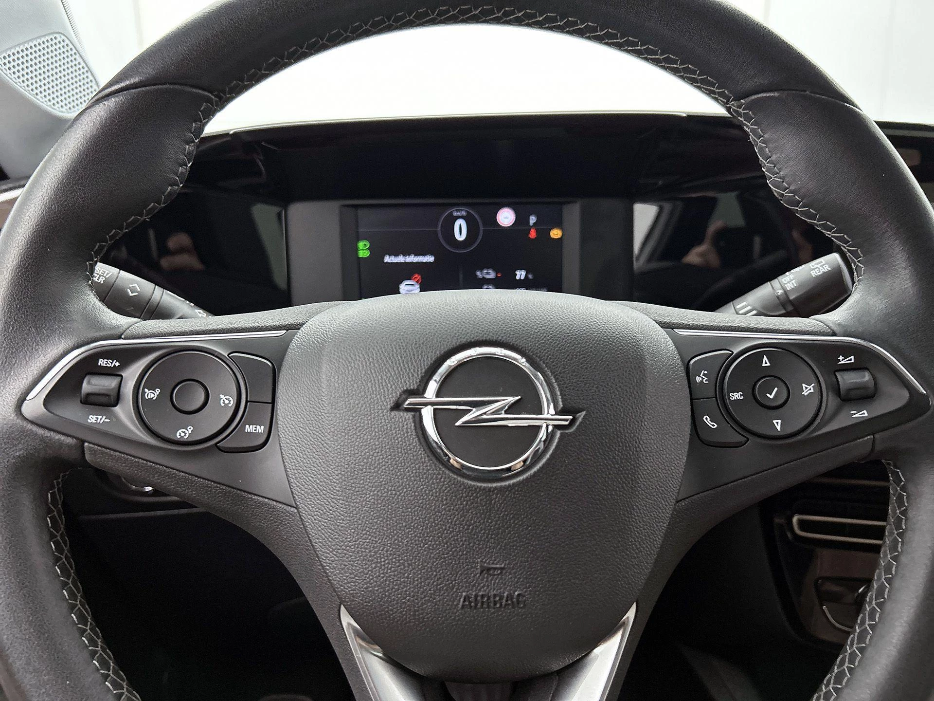 Opel-Mokka-e-image-34