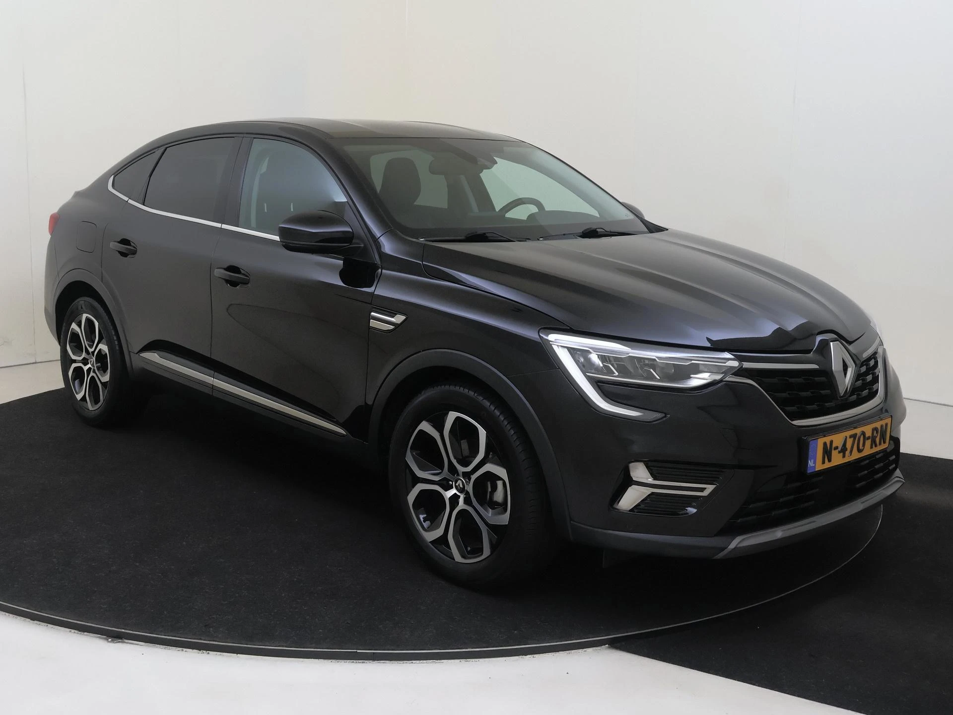 Renault-Arkana-image-1