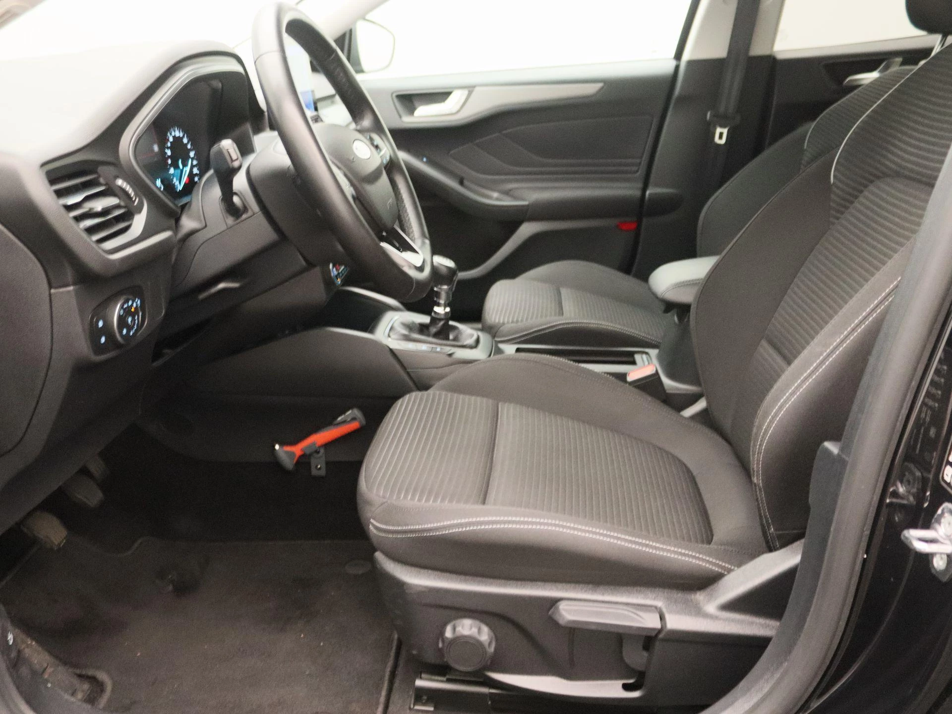 Ford Focus Wagon 1.0 EcoBoost Hybrid Titanium Style
