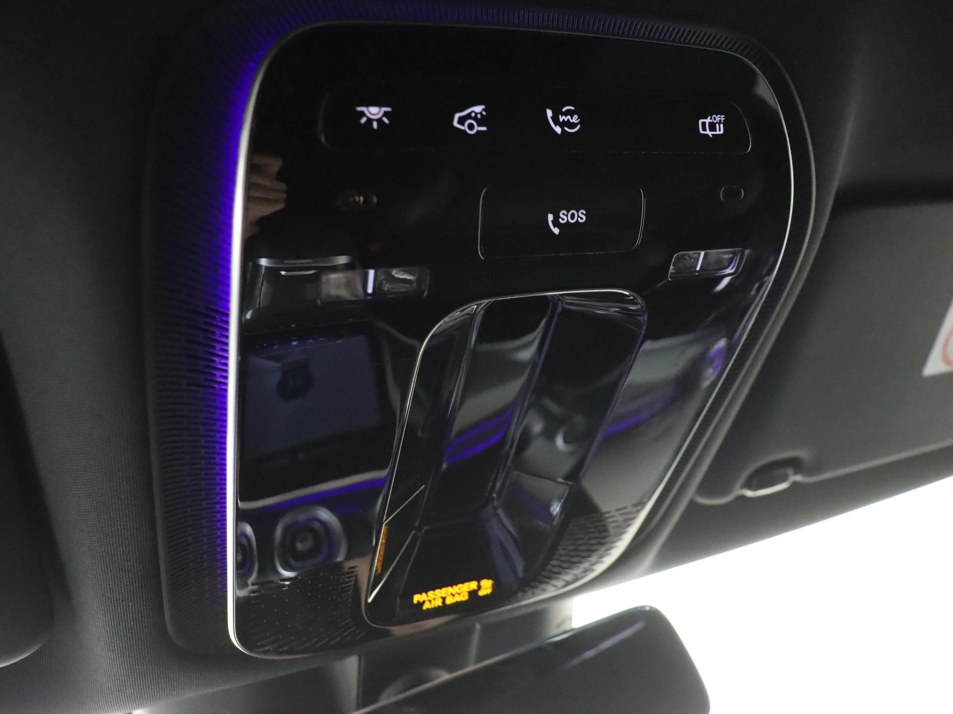Mercedes-Benz-C-Klasse-image-22