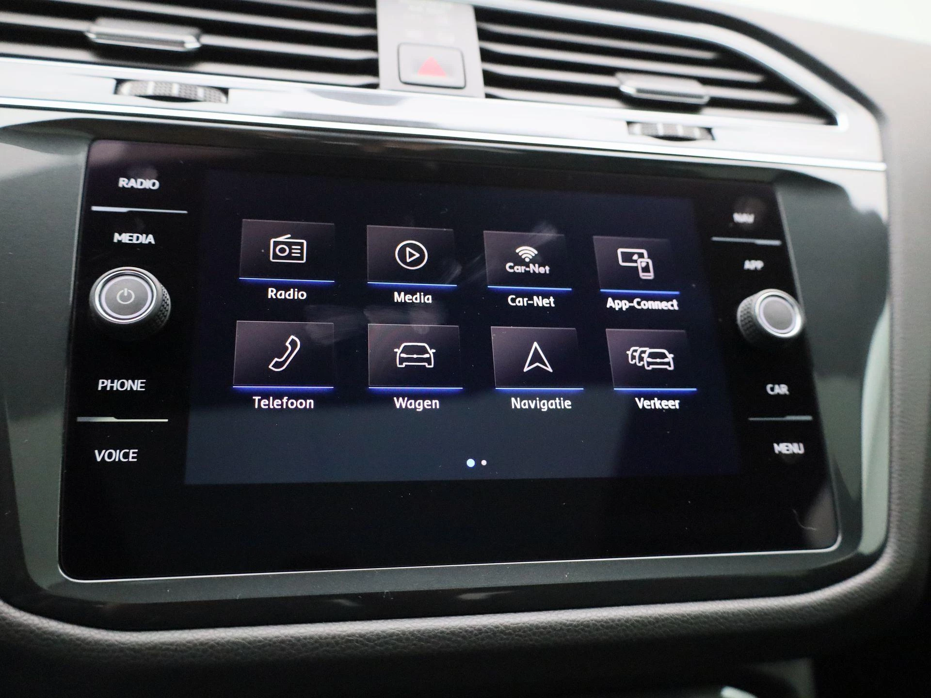 Volkswagen-Tiguan Allspace-image-23